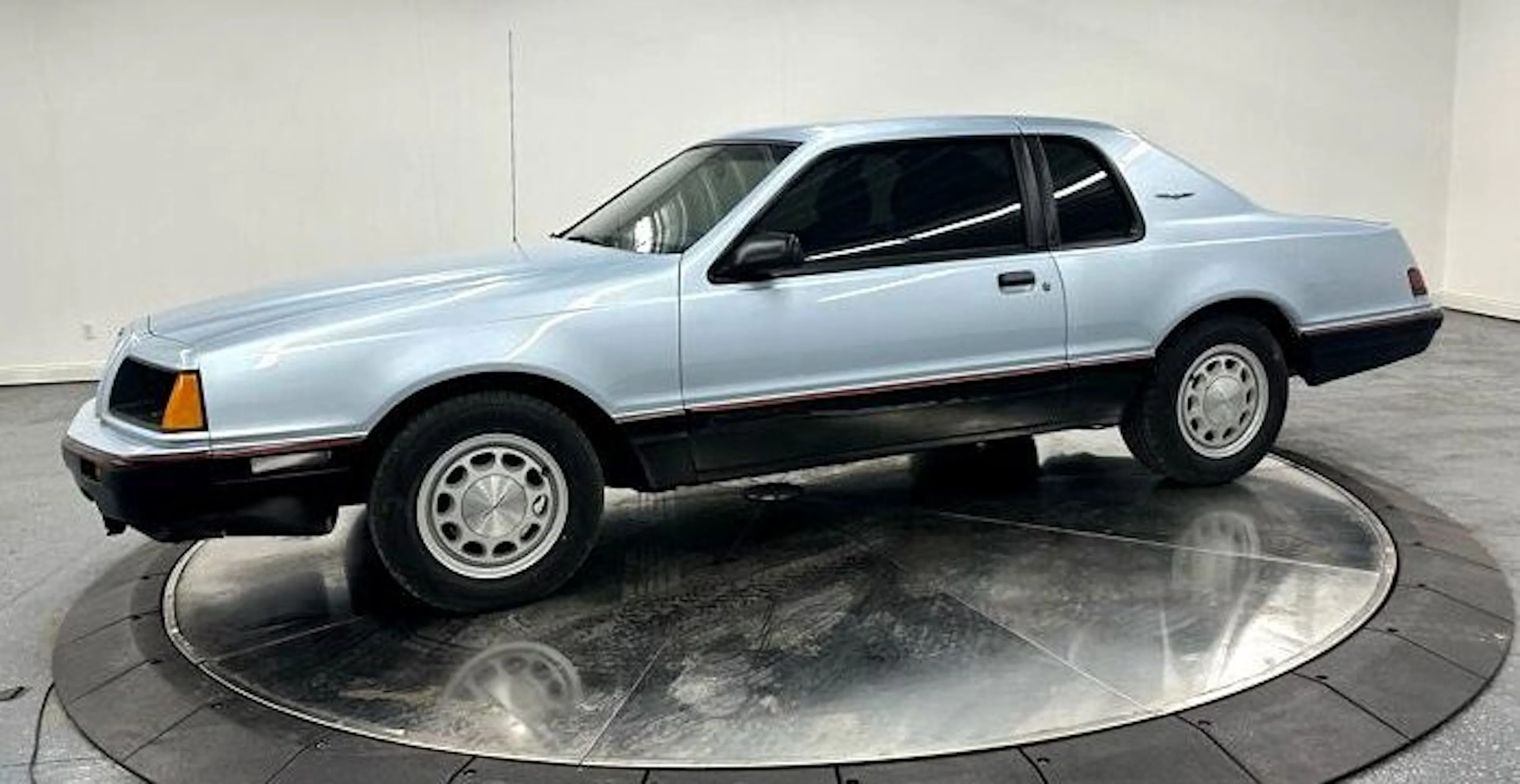 1985 Ford Thunderbird