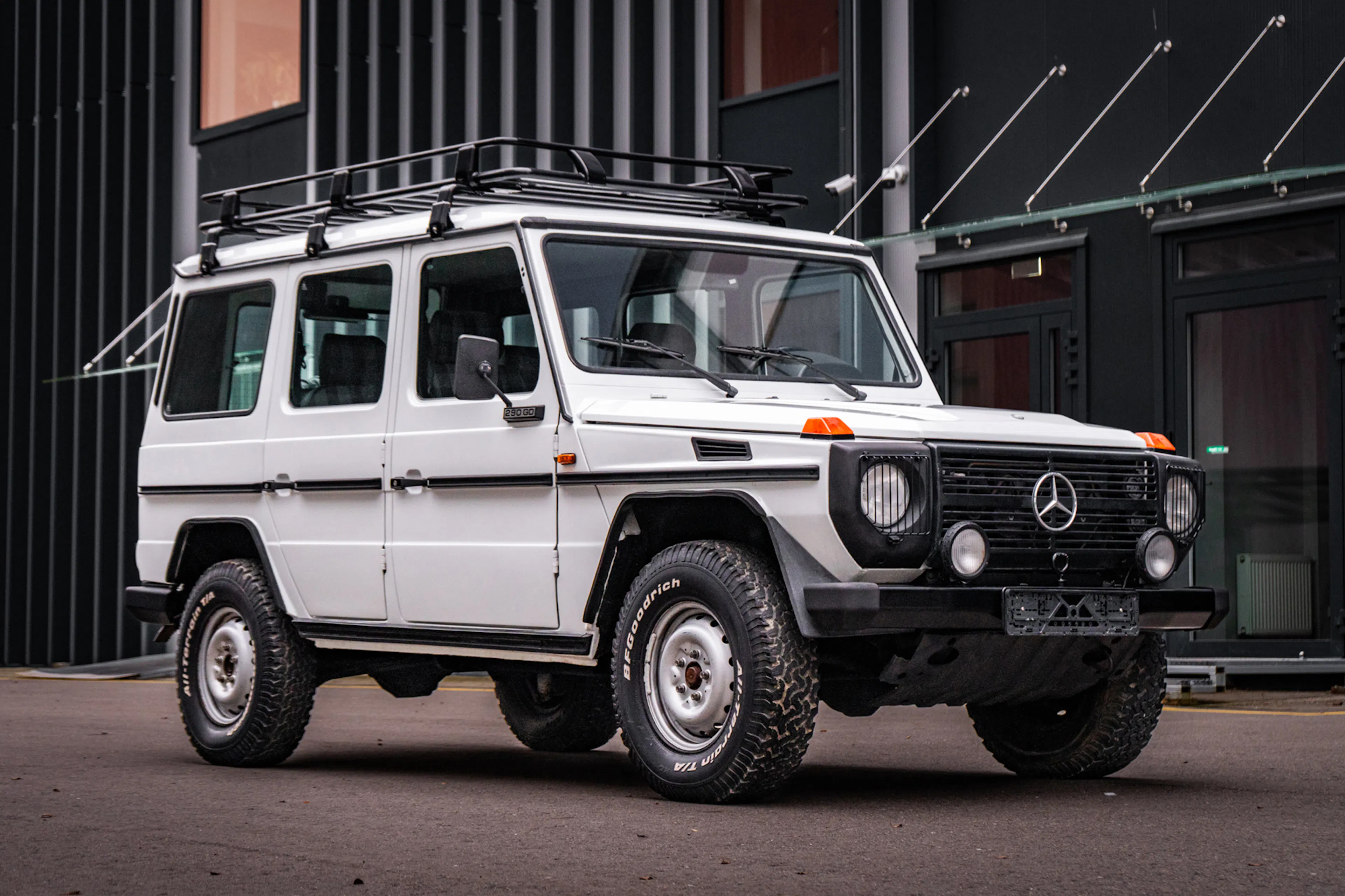 2000 Mercedes-Benz 290GD 2026-04-30