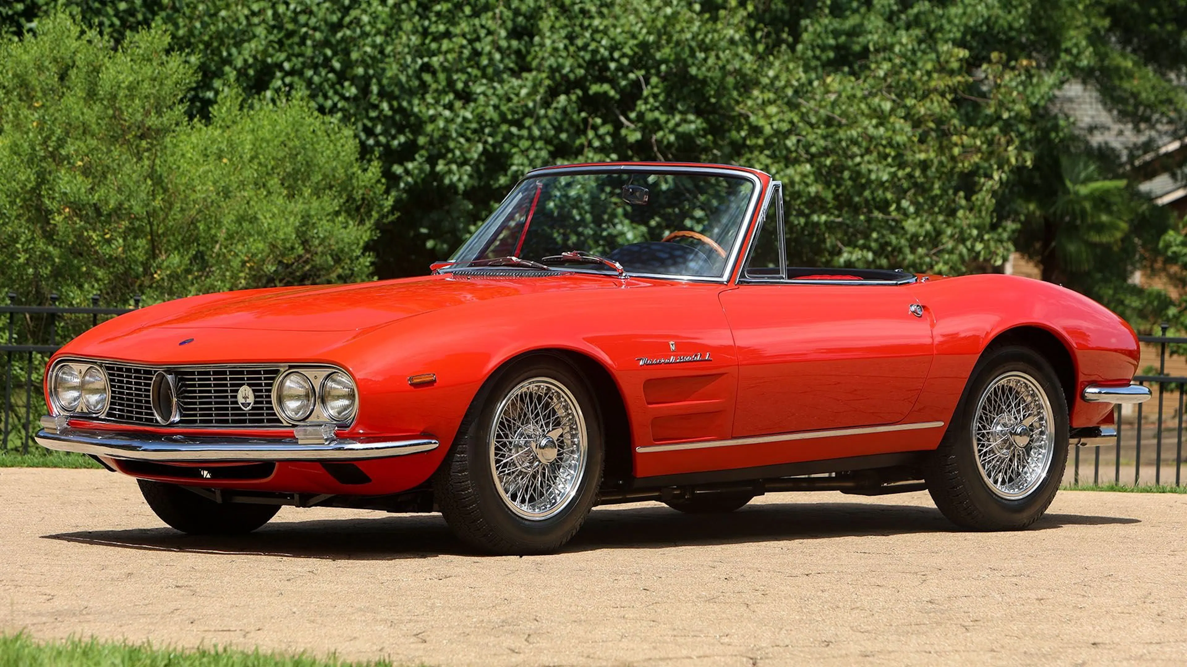ECR - Maserati 3500 GT Boneschi 'Tight' Coupé details