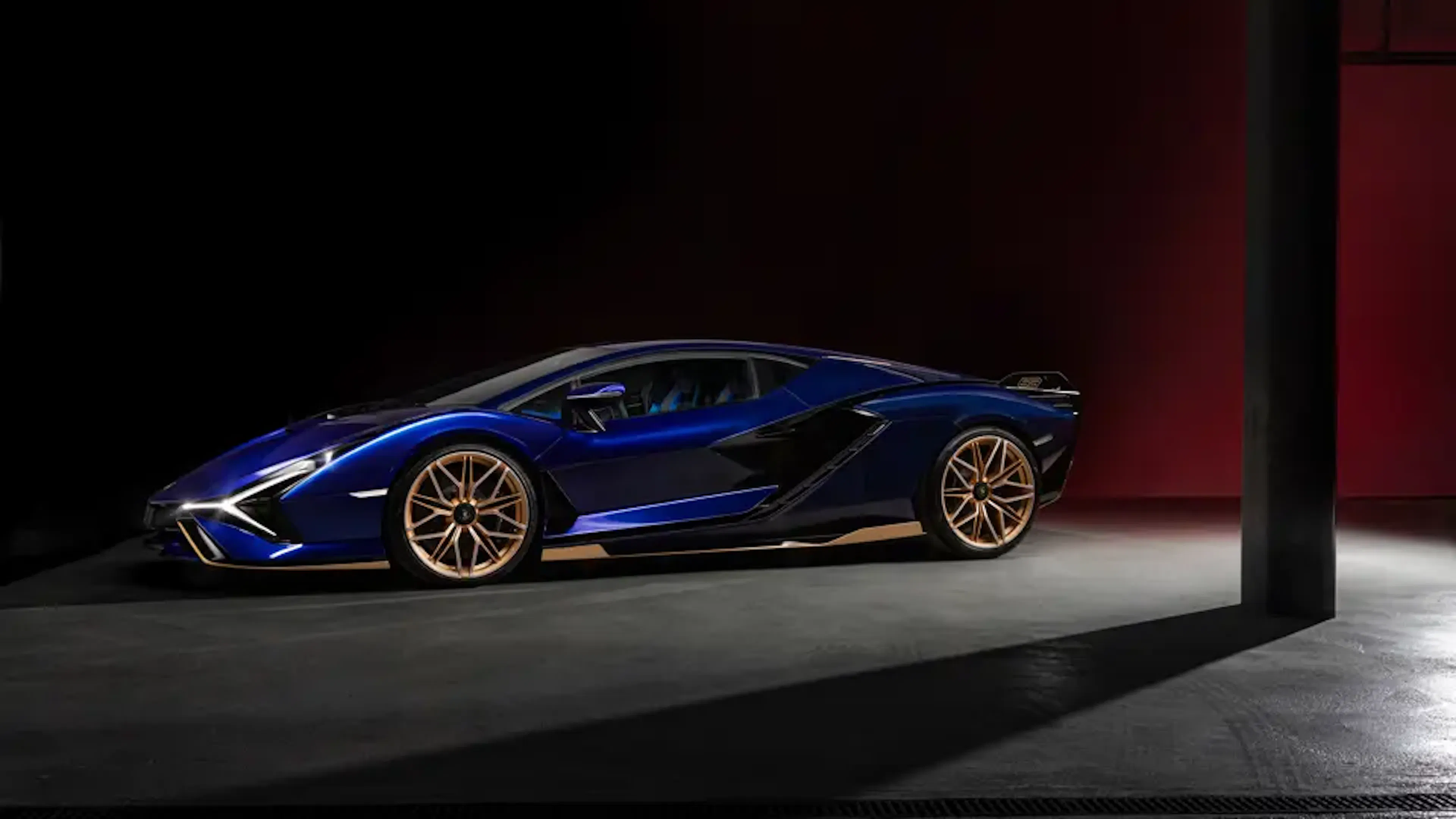 2021 Lamborghini Sian FKP 37