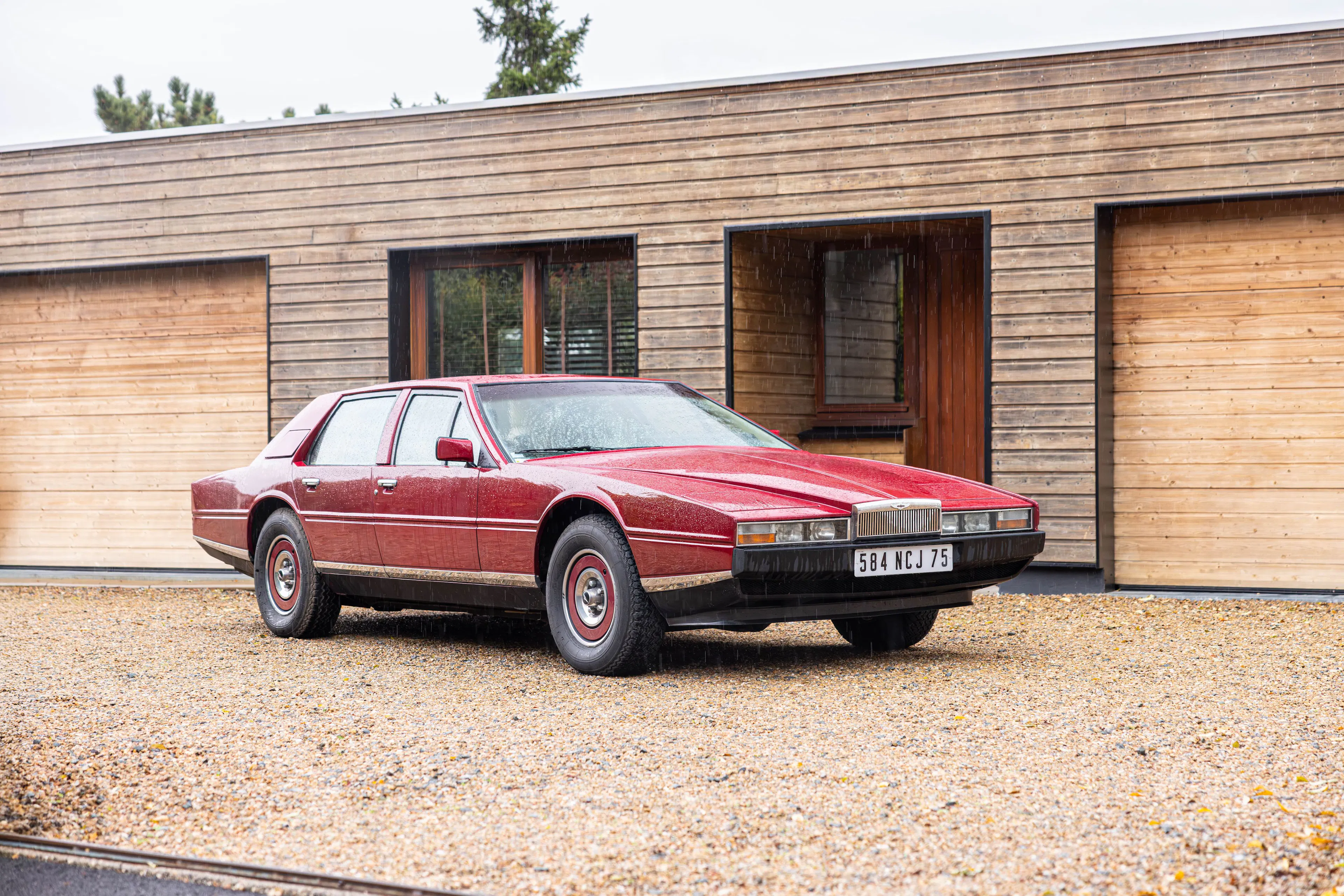1983 Aston Martin Lagonda 2026-01-30