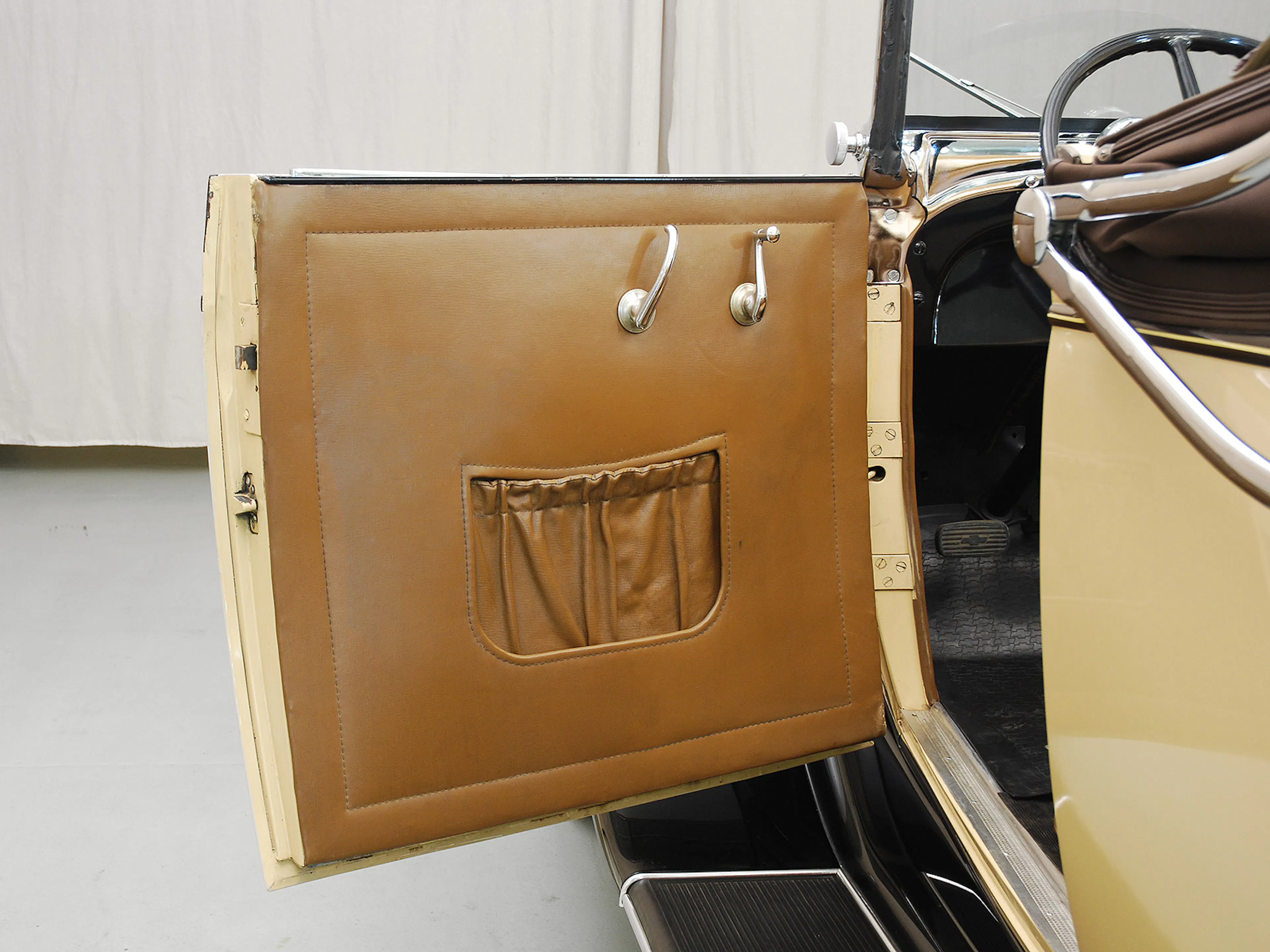 1932 Chevrolet Confederate 2dr Roadster Courtesy of Hyman Ltd.