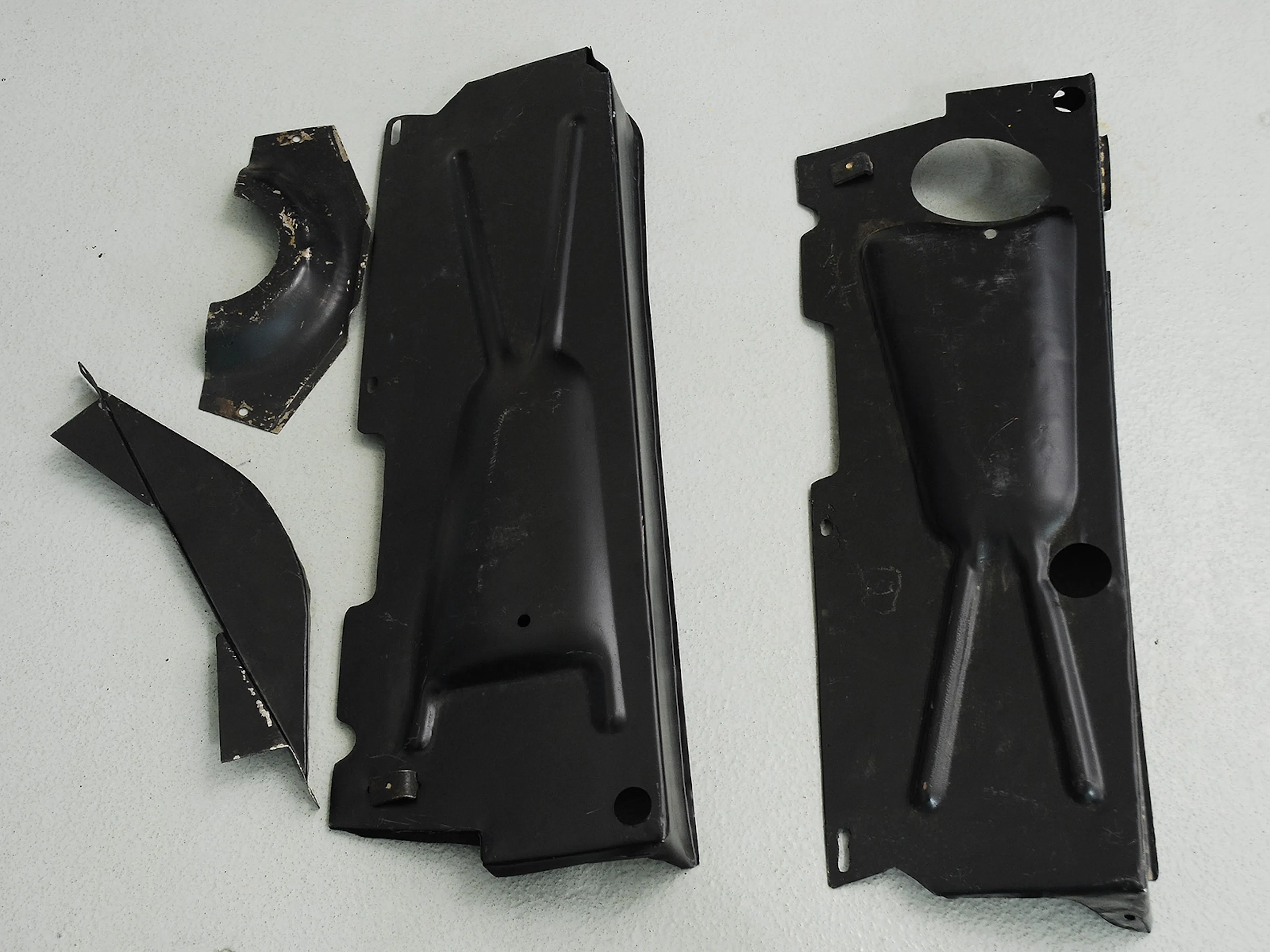 1932 Chevrolet Confederate 2dr Roadster Courtesy of Hyman Ltd.