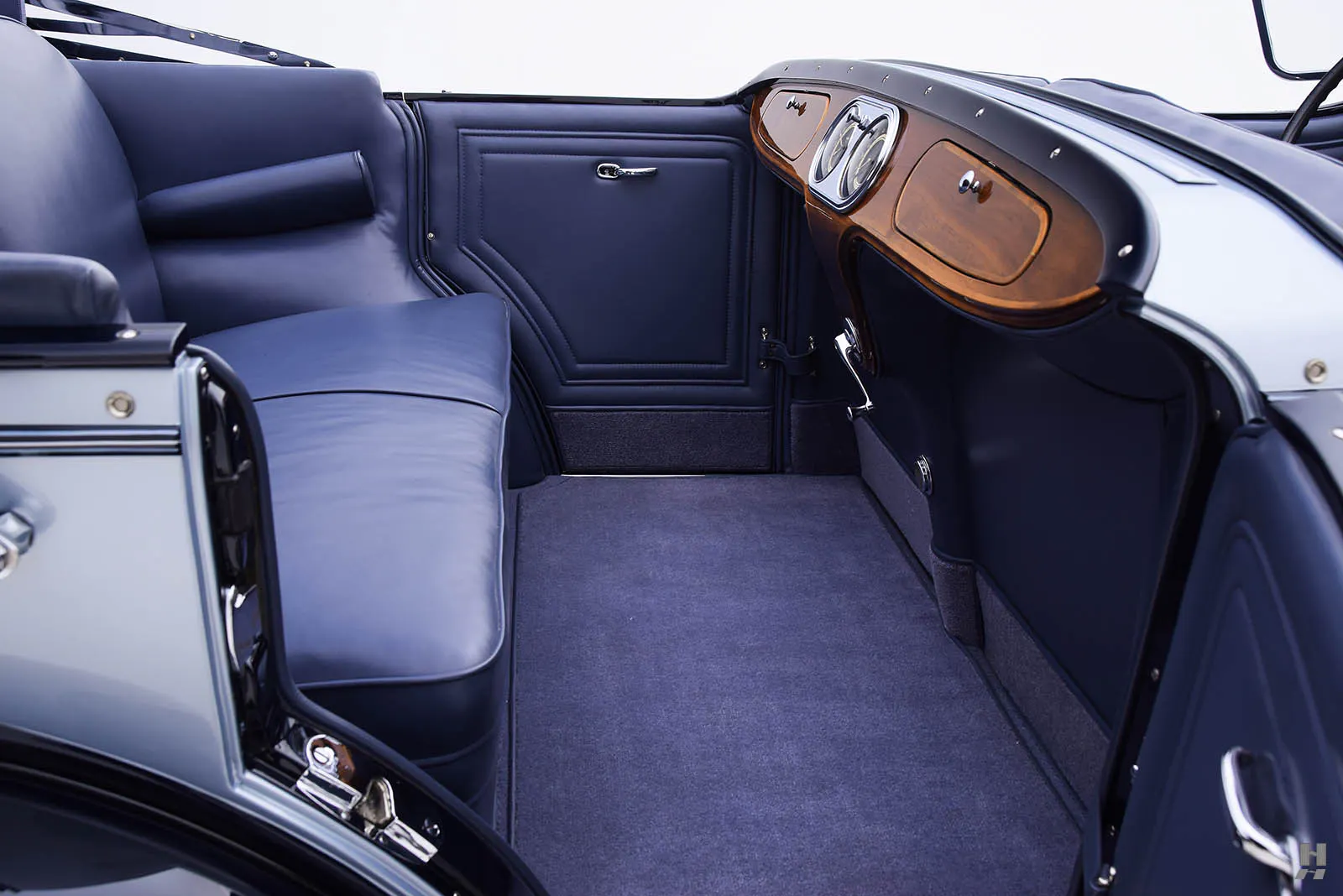 1932 Cadillac Series 452B Fisher 4dr Special Phaeton Courtesy of Hyman Ltd.