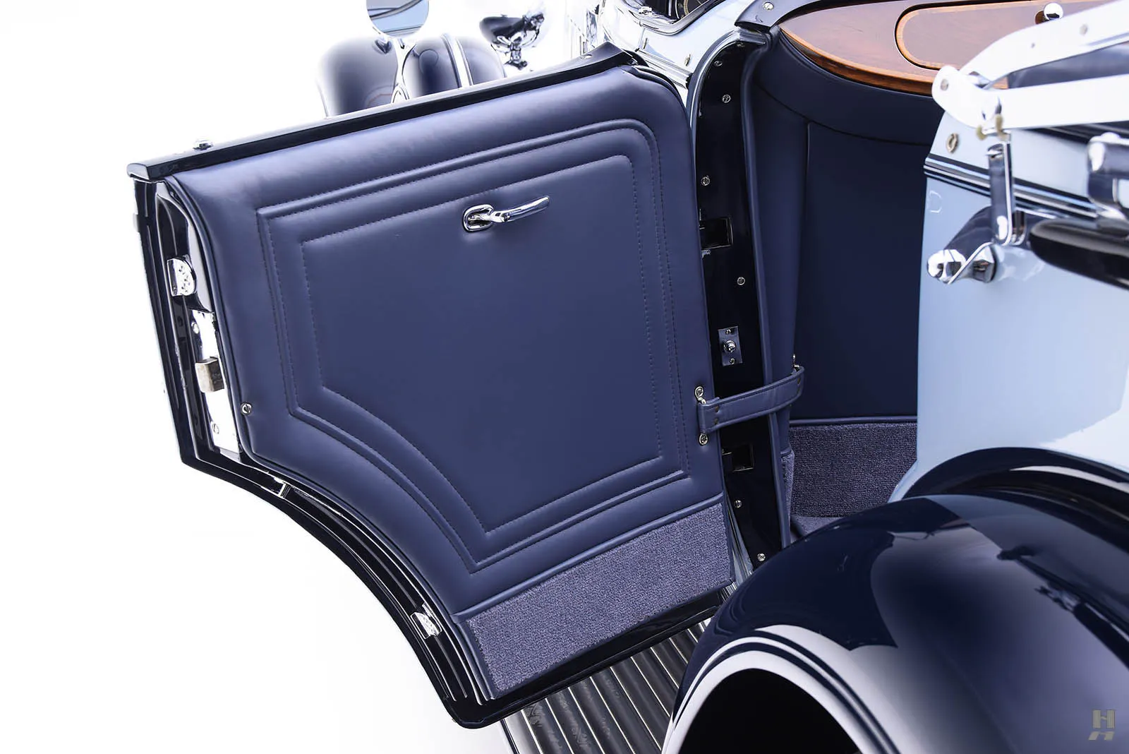 1932 Cadillac Series 452B Fisher 4dr Special Phaeton Courtesy of Hyman Ltd.