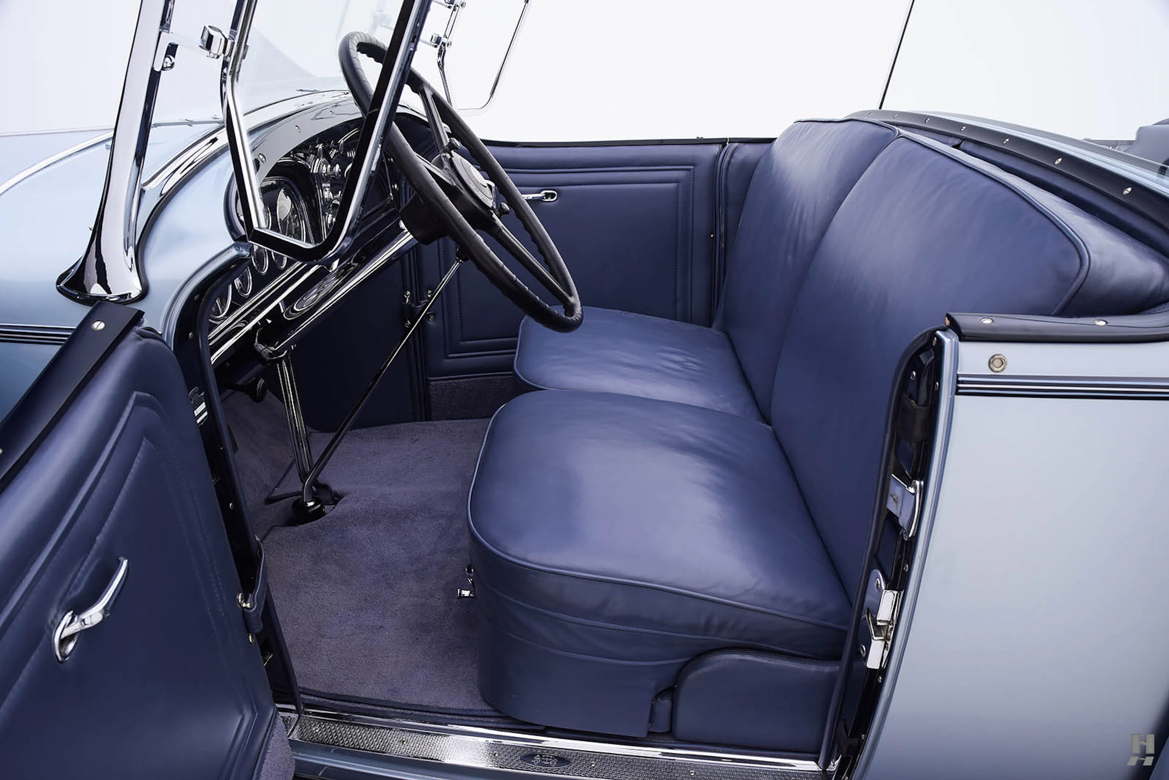 1932 Cadillac Series 452B Fisher 4dr Special Phaeton Courtesy of Hyman Ltd.