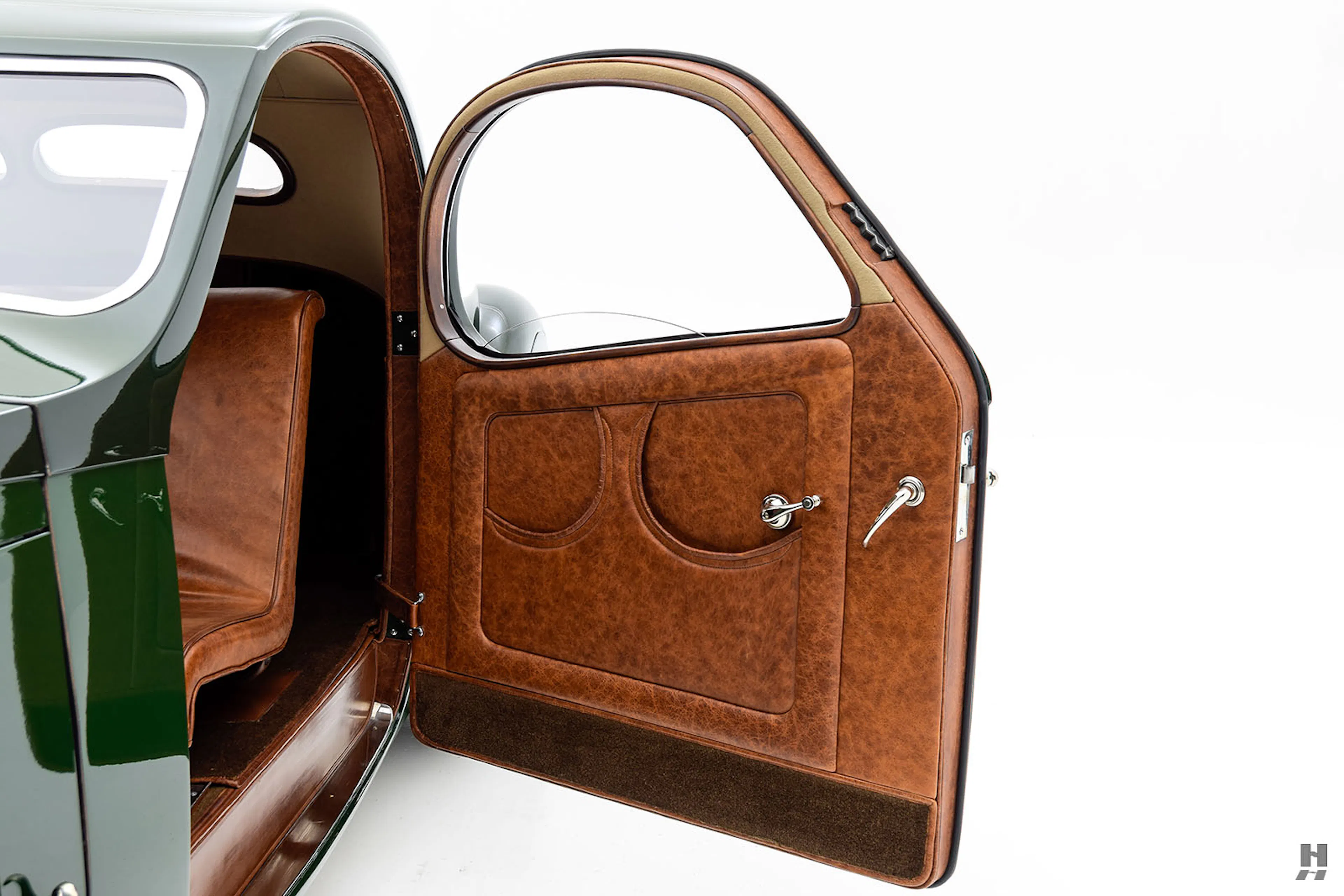 1934 Bugatti Type 57 Atalante 2dr Coupe Courtesy of Hyman Ltd.