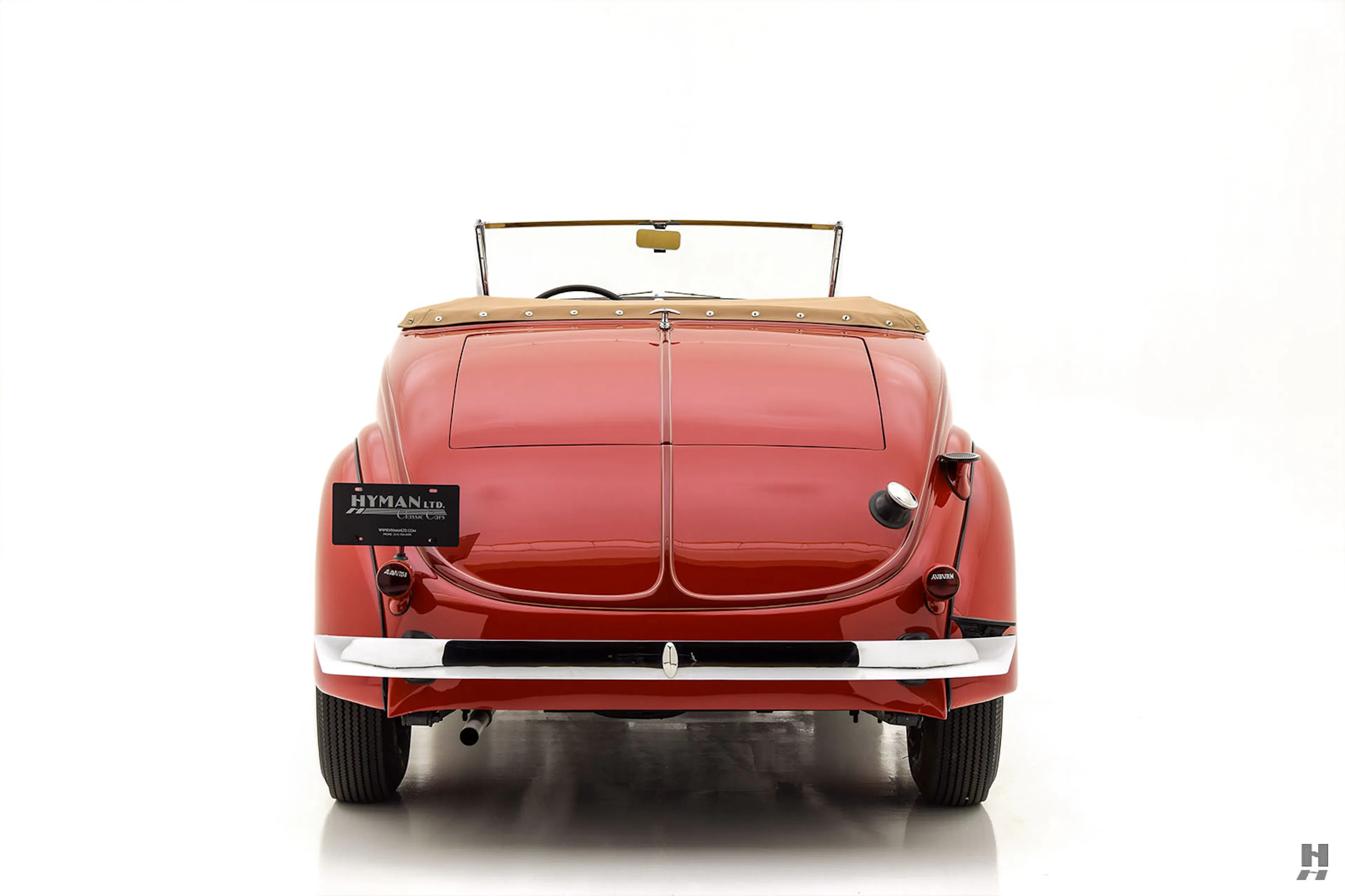 1936 Auburn 852 Standard Cabriolet Courtesy of Hyman Ltd.