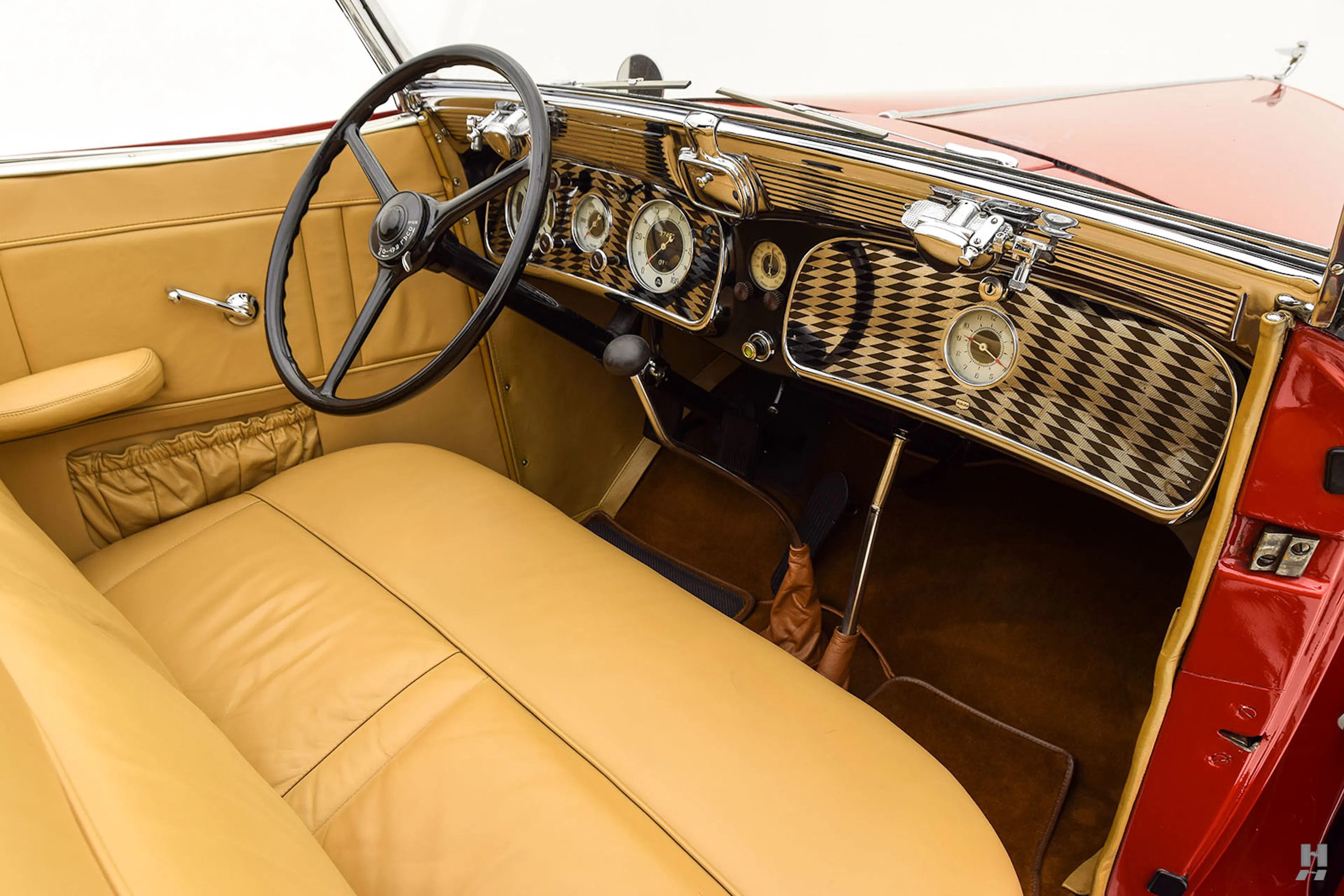 1936 Auburn 852 Standard Cabriolet Courtesy of Hyman Ltd.