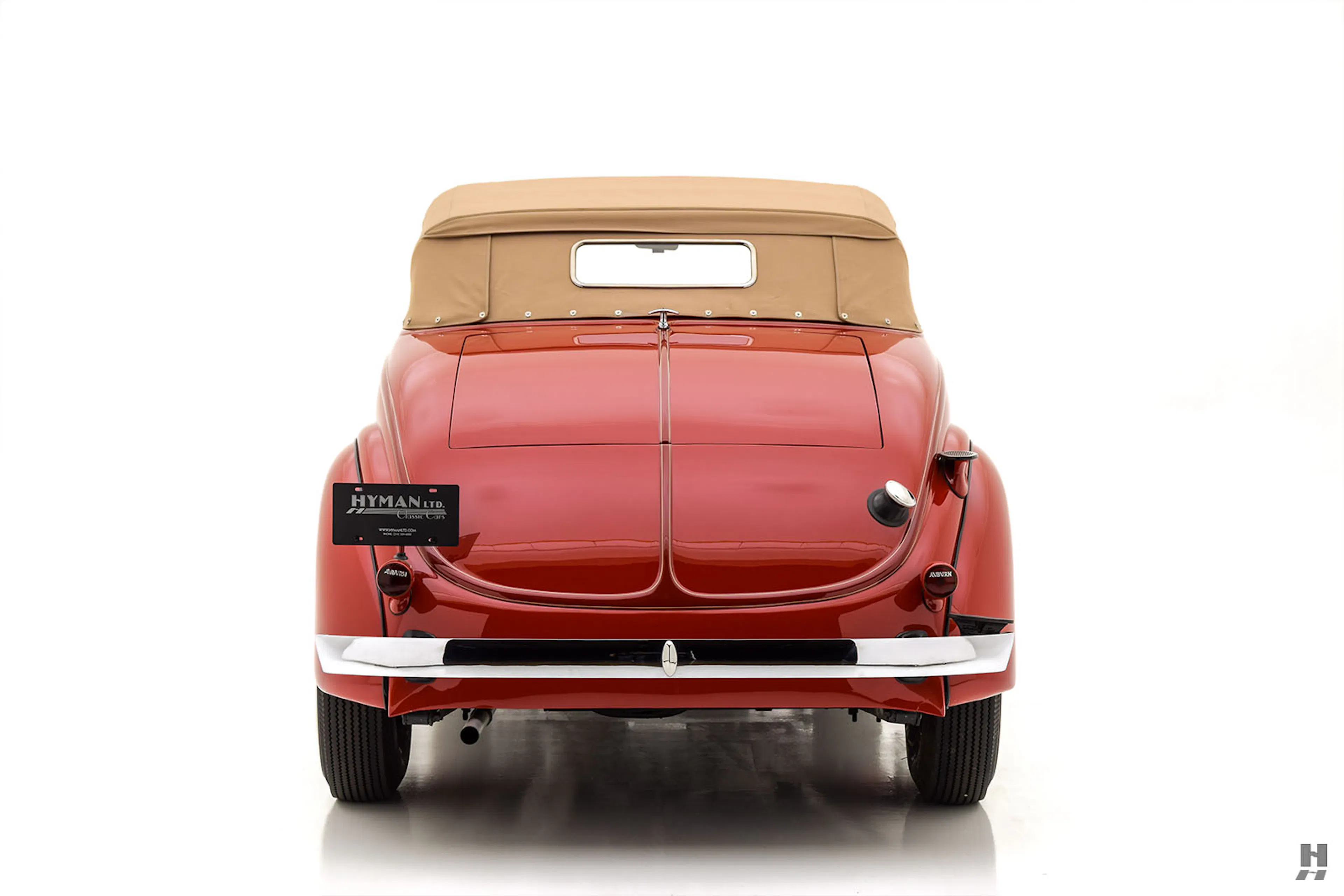1936 Auburn 852 Standard Cabriolet Courtesy of Hyman Ltd.