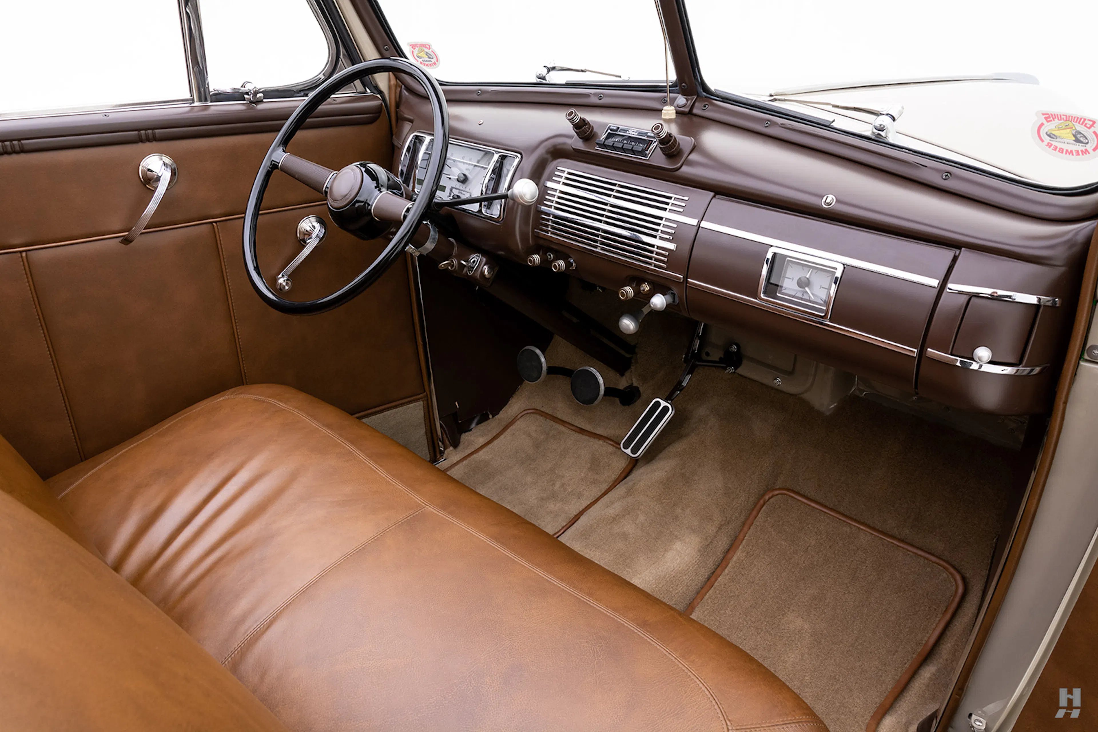 1940 Ford Deluxe 2dr Convertible Courtesy of Hyman Ltd.
