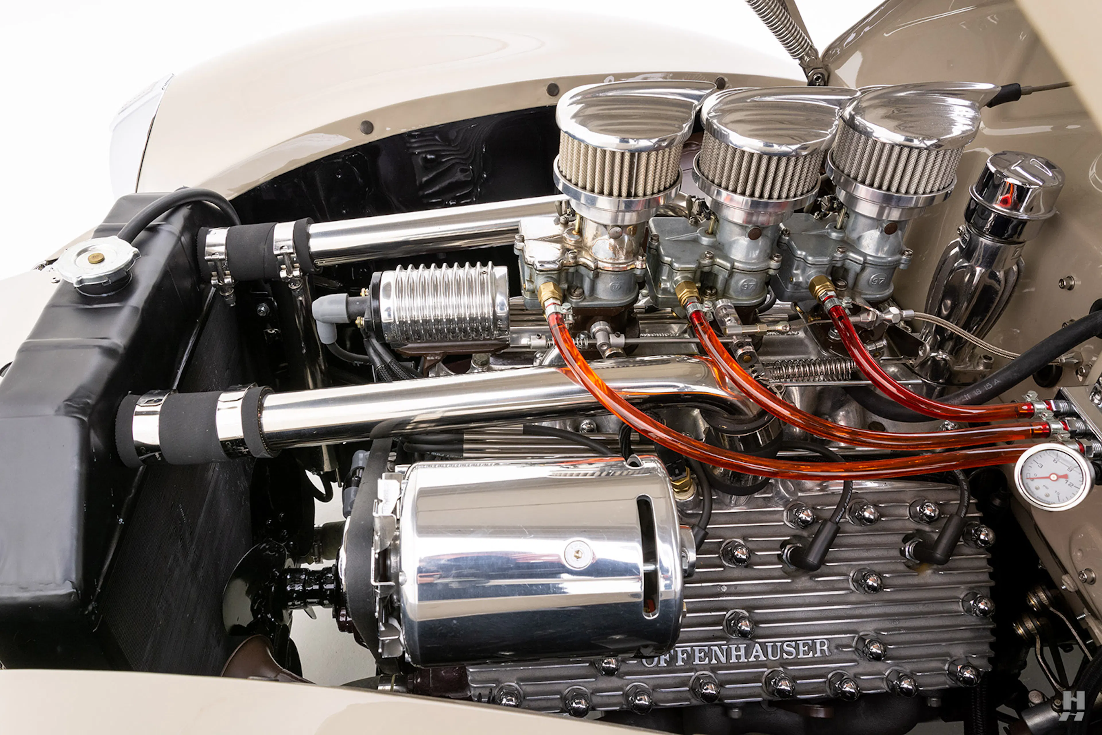 1940 Ford Deluxe 2dr Convertible Courtesy of Hyman Ltd.