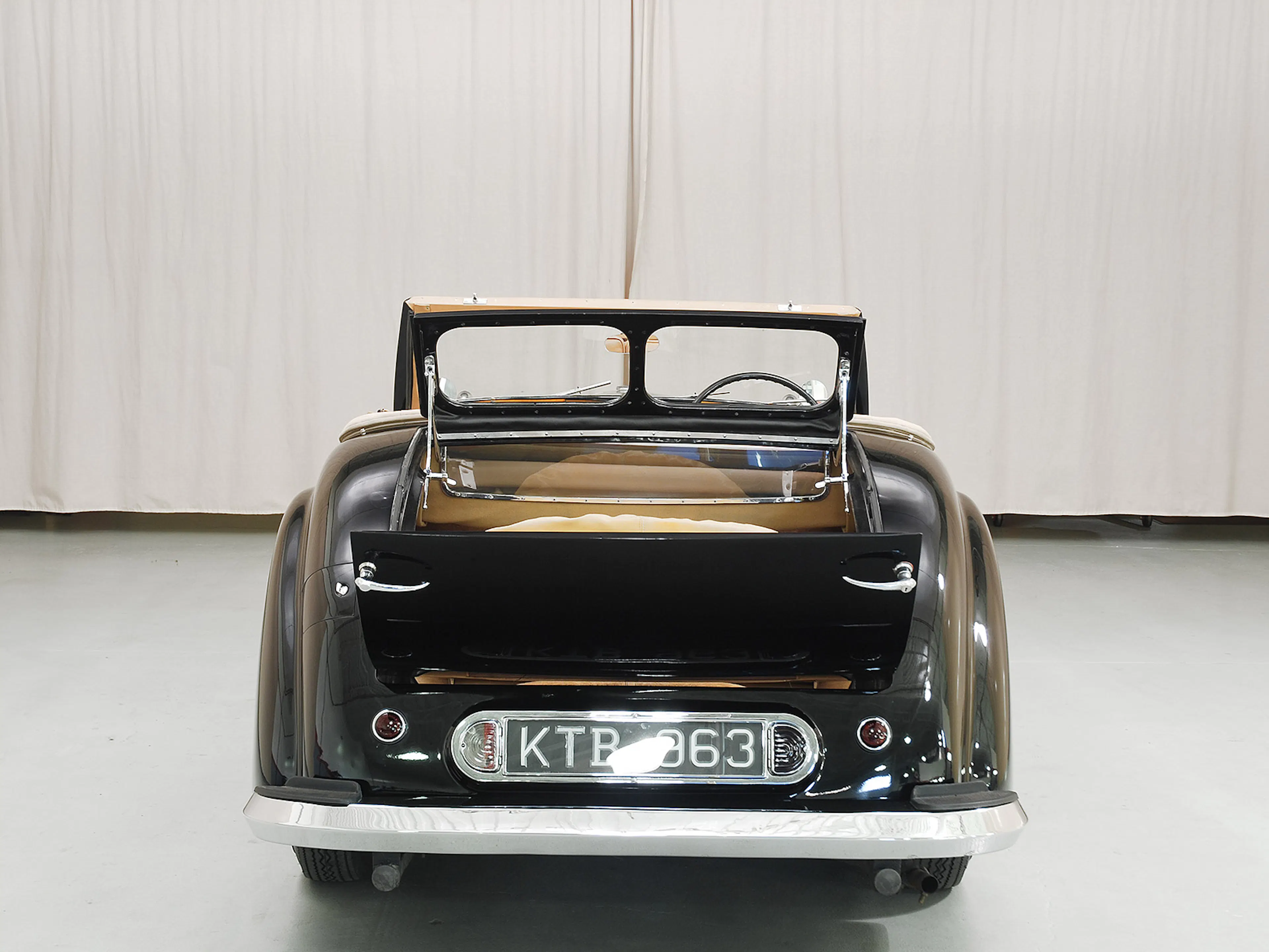 1949 Triumph 2000 2dr Roadster Courtesy of Hyman Ltd.