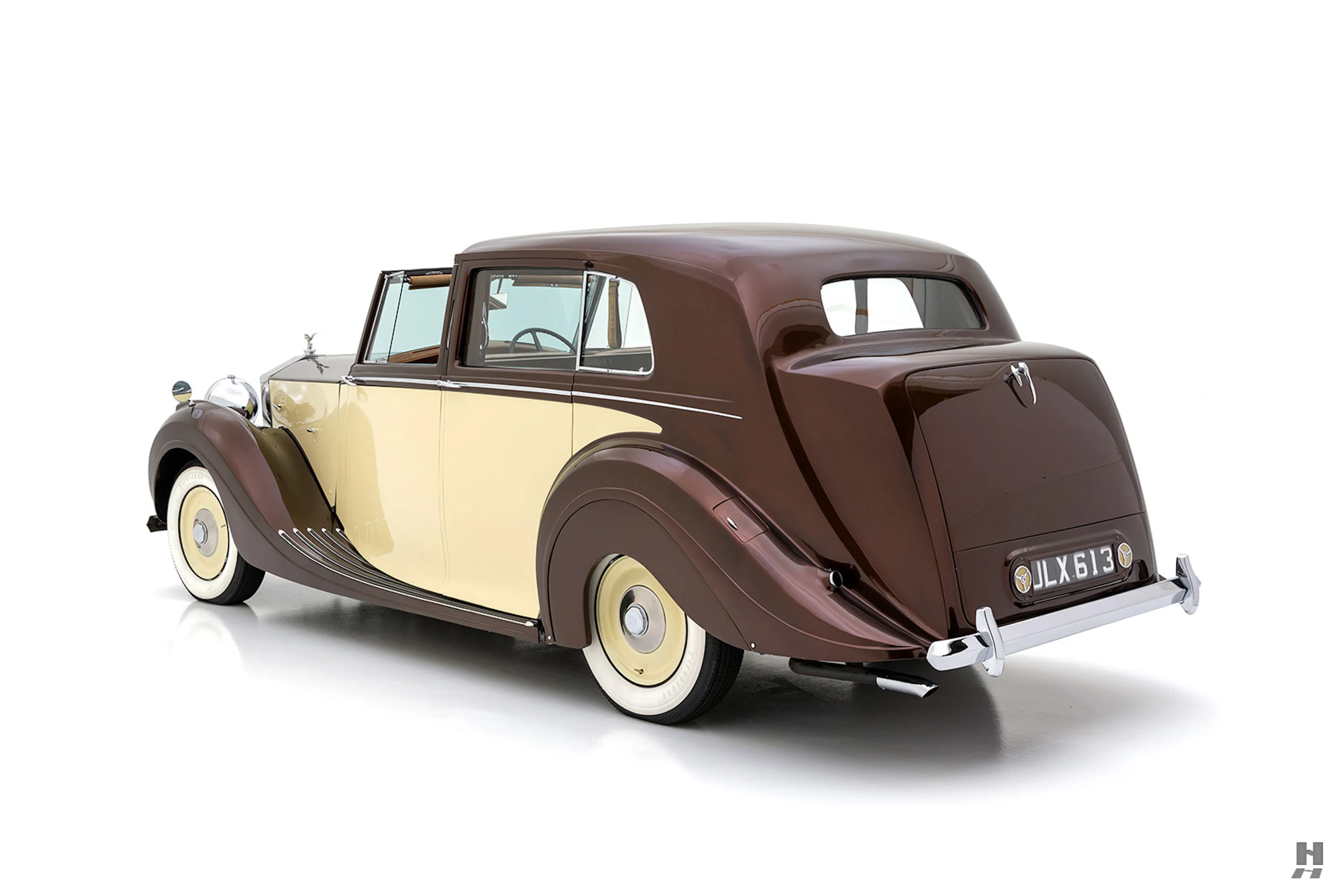 1949 Rolls-Royce Silver Wraith Coachbuilt 4dr Sedan Courtesy of Hyman Ltd.
