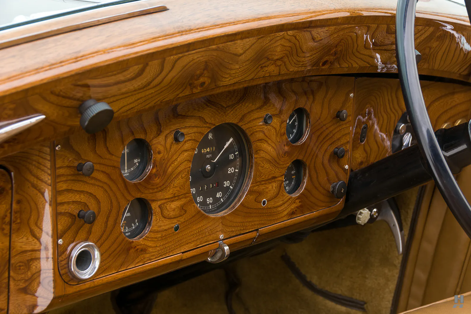 1949 Rolls-Royce Silver Wraith Coachbuilt 4dr Sedan Courtesy of Hyman Ltd.