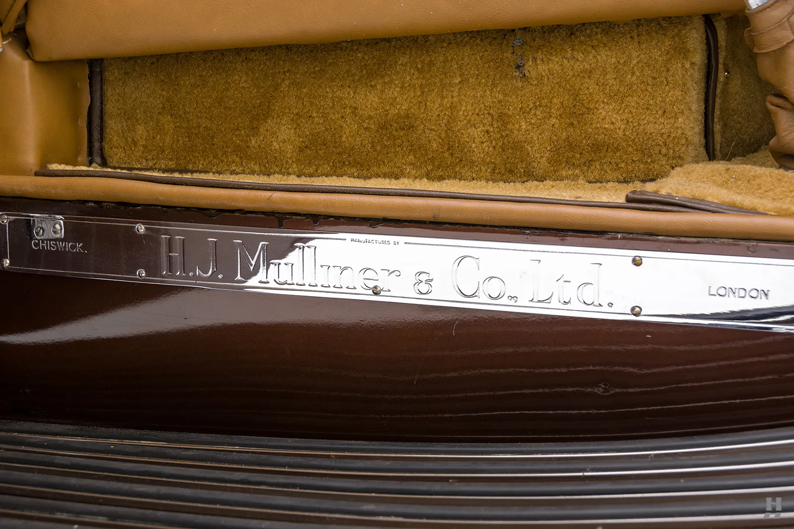 1949 Rolls-Royce Silver Wraith Coachbuilt 4dr Sedan Courtesy of Hyman Ltd.