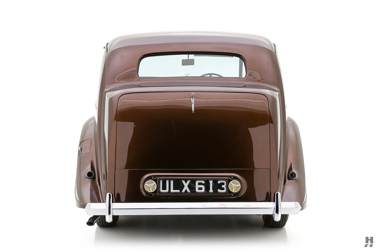 1949 Rolls-Royce Silver Wraith Coachbuilt 4dr Sedan Courtesy of Hyman Ltd.