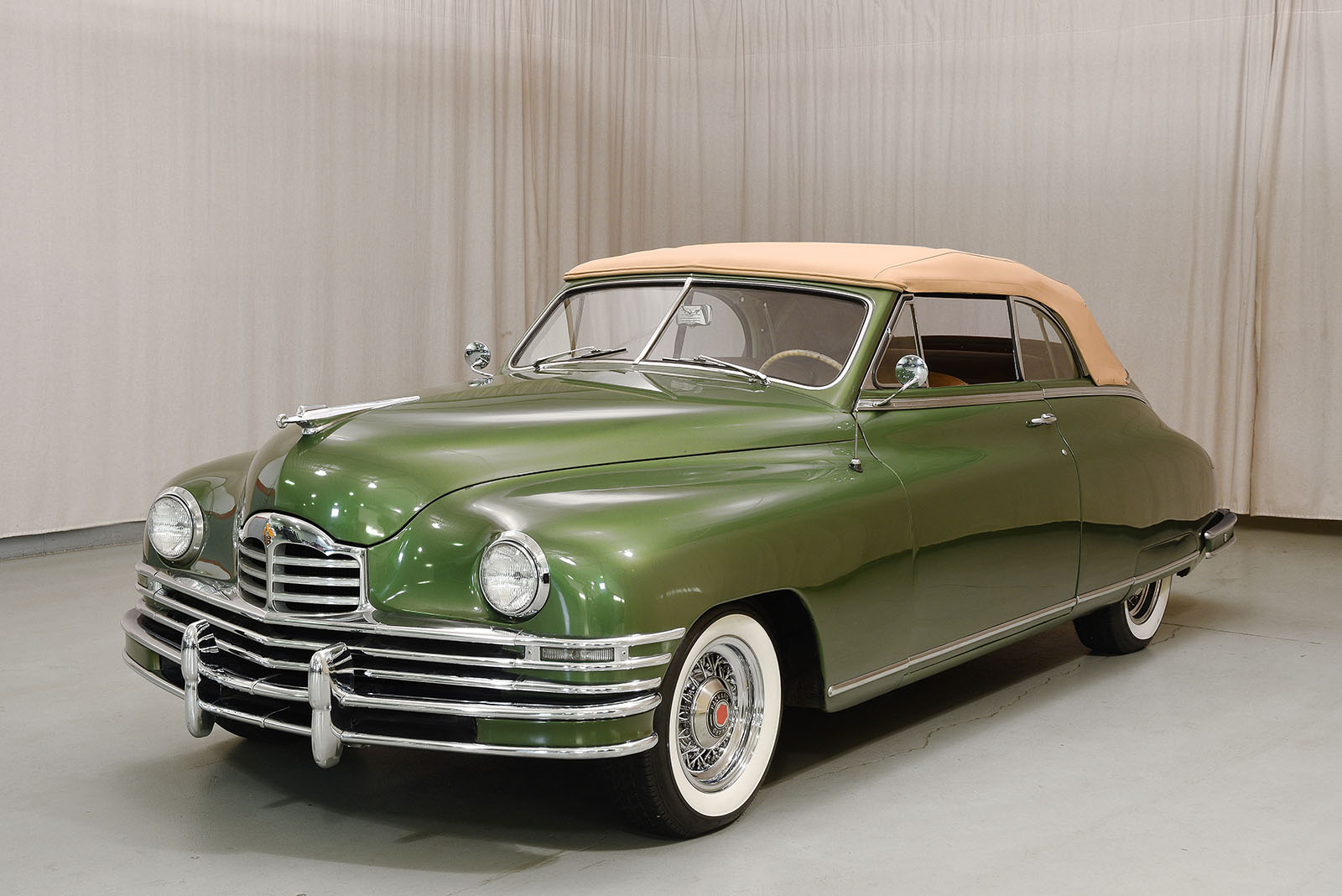 1949 packard eight deluxe-22nd series