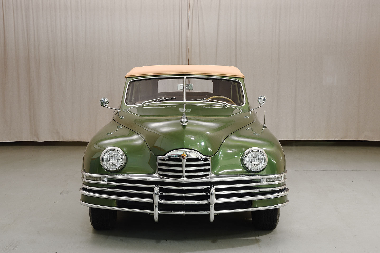1949 packard eight deluxe-23rd series