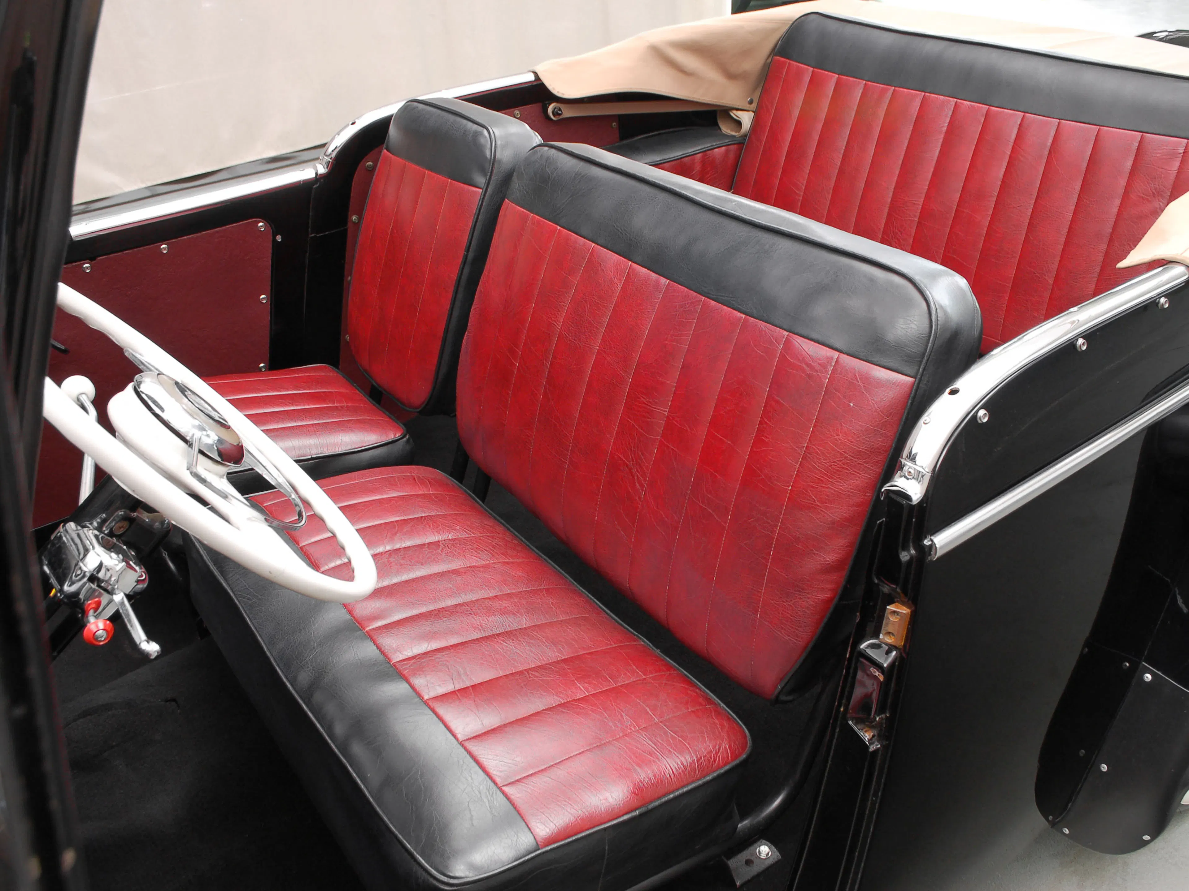 1950 Willys Jeepster 2dr Phaeton Convertible Courtesy of Hyman Ltd.