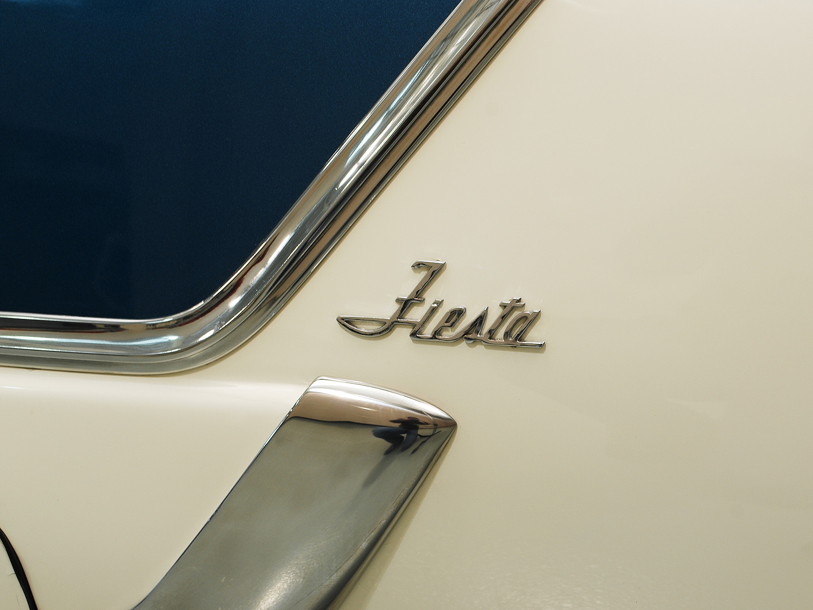 1953 Oldsmobile Ninety-Eight Fiesta