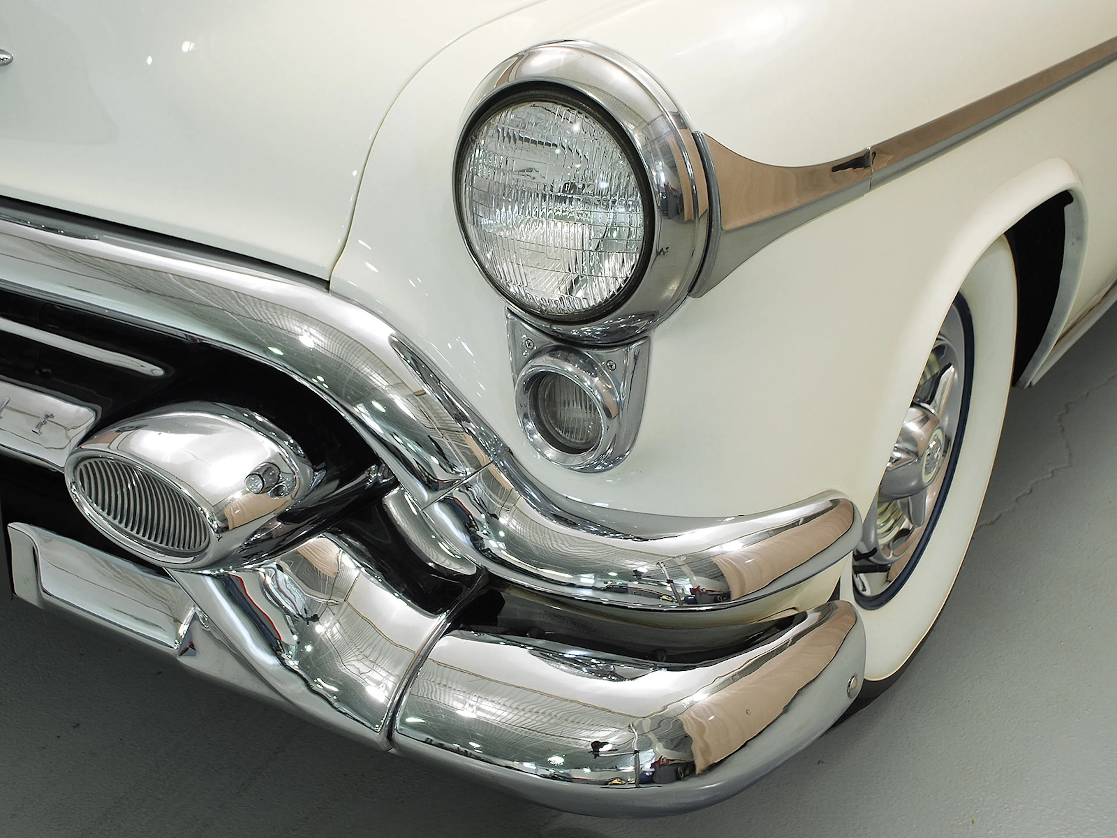 1953 Oldsmobile Ninety-Eight Fiesta 2dr Convertible Coupe Courtesy of Hyman Ltd.