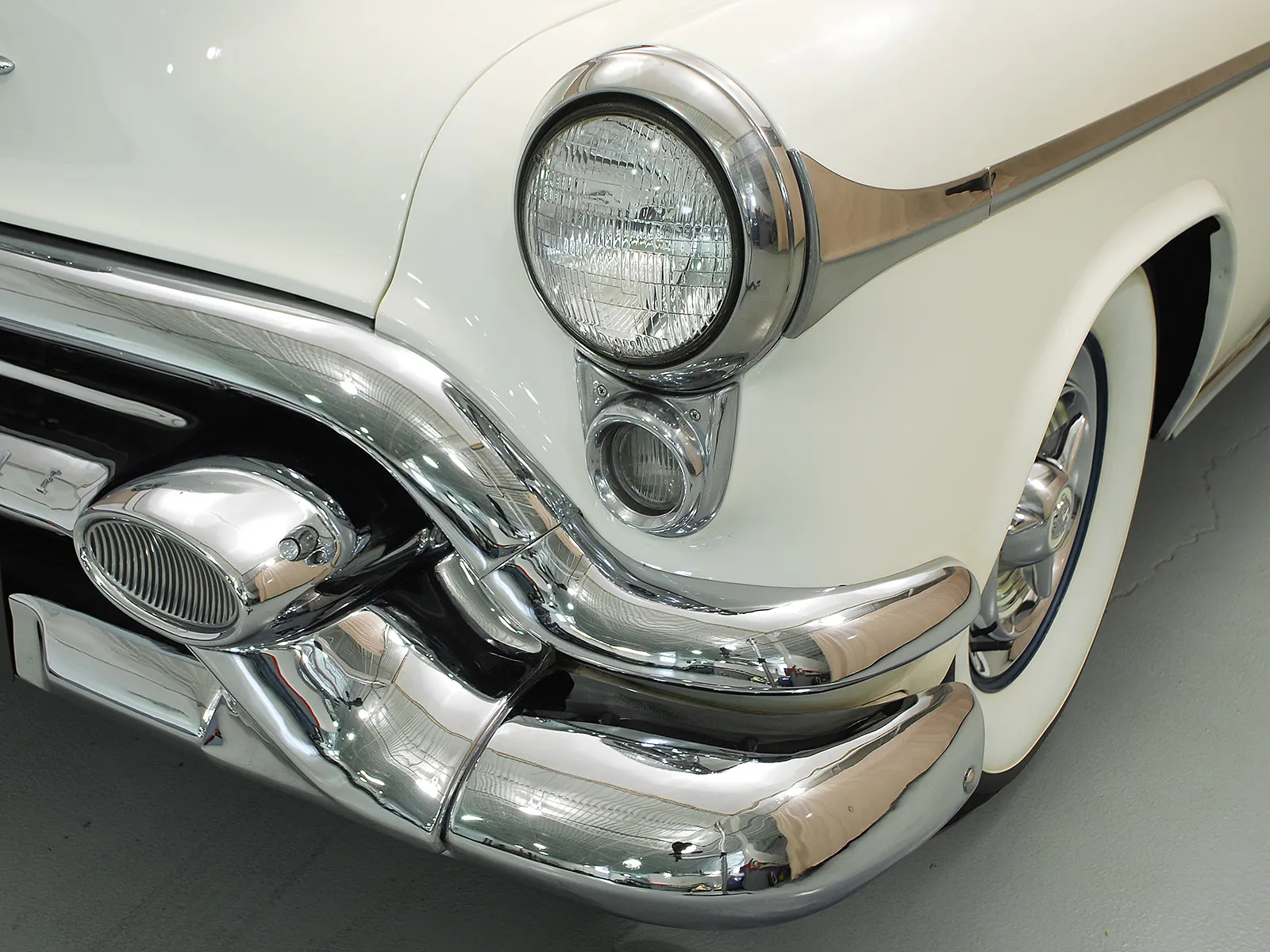 1953 Oldsmobile Ninety-Eight Fiesta 2dr Convertible Coupe Courtesy of Hyman Ltd.
