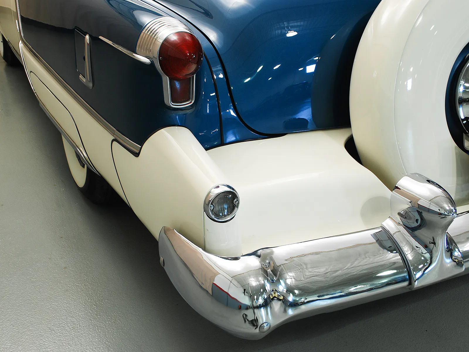 1953 Oldsmobile Ninety-Eight Fiesta 2dr Convertible Coupe Courtesy of Hyman Ltd.