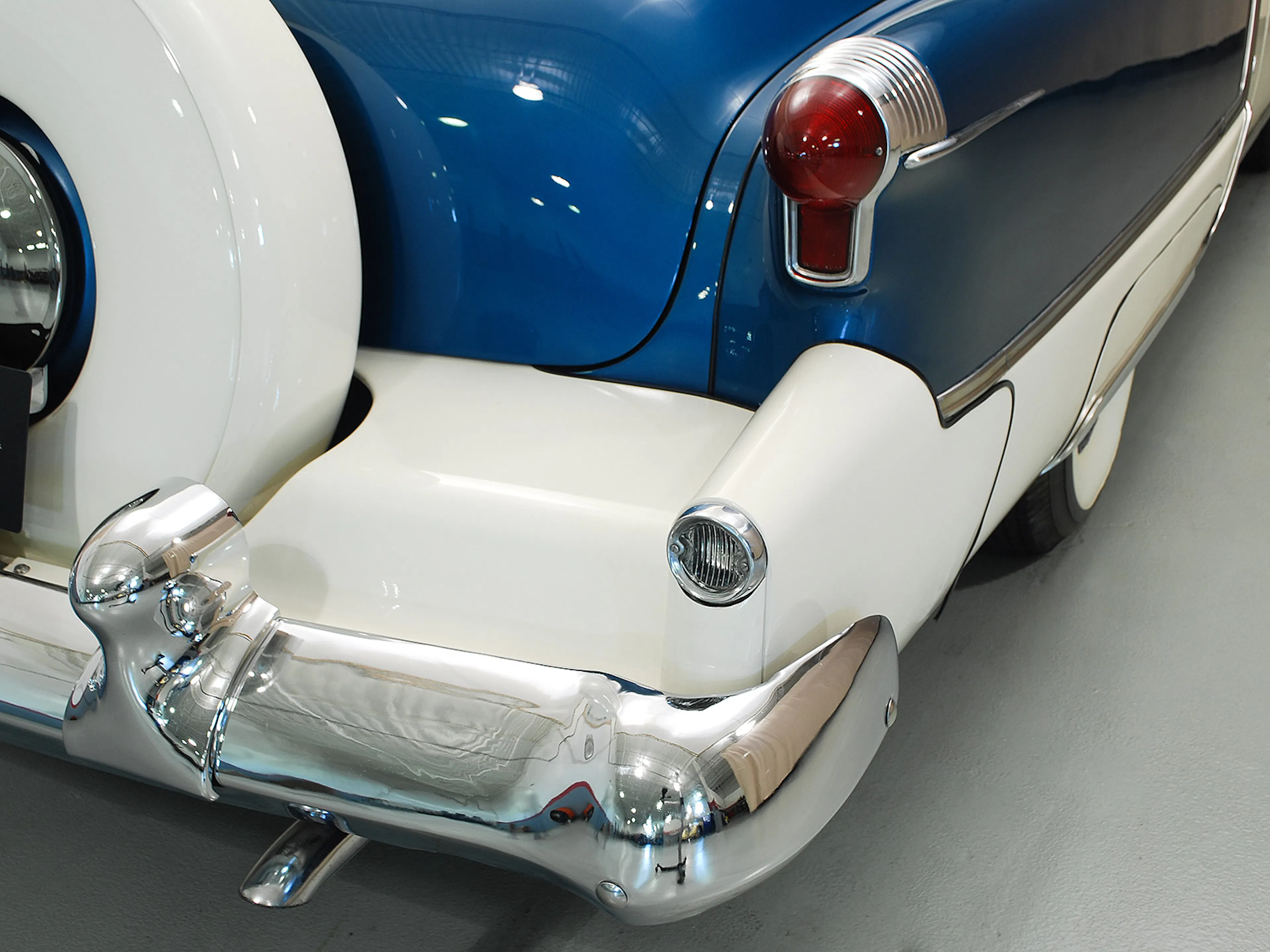 1953 Oldsmobile Ninety-Eight Fiesta 2dr Convertible Coupe Courtesy of Hyman Ltd.