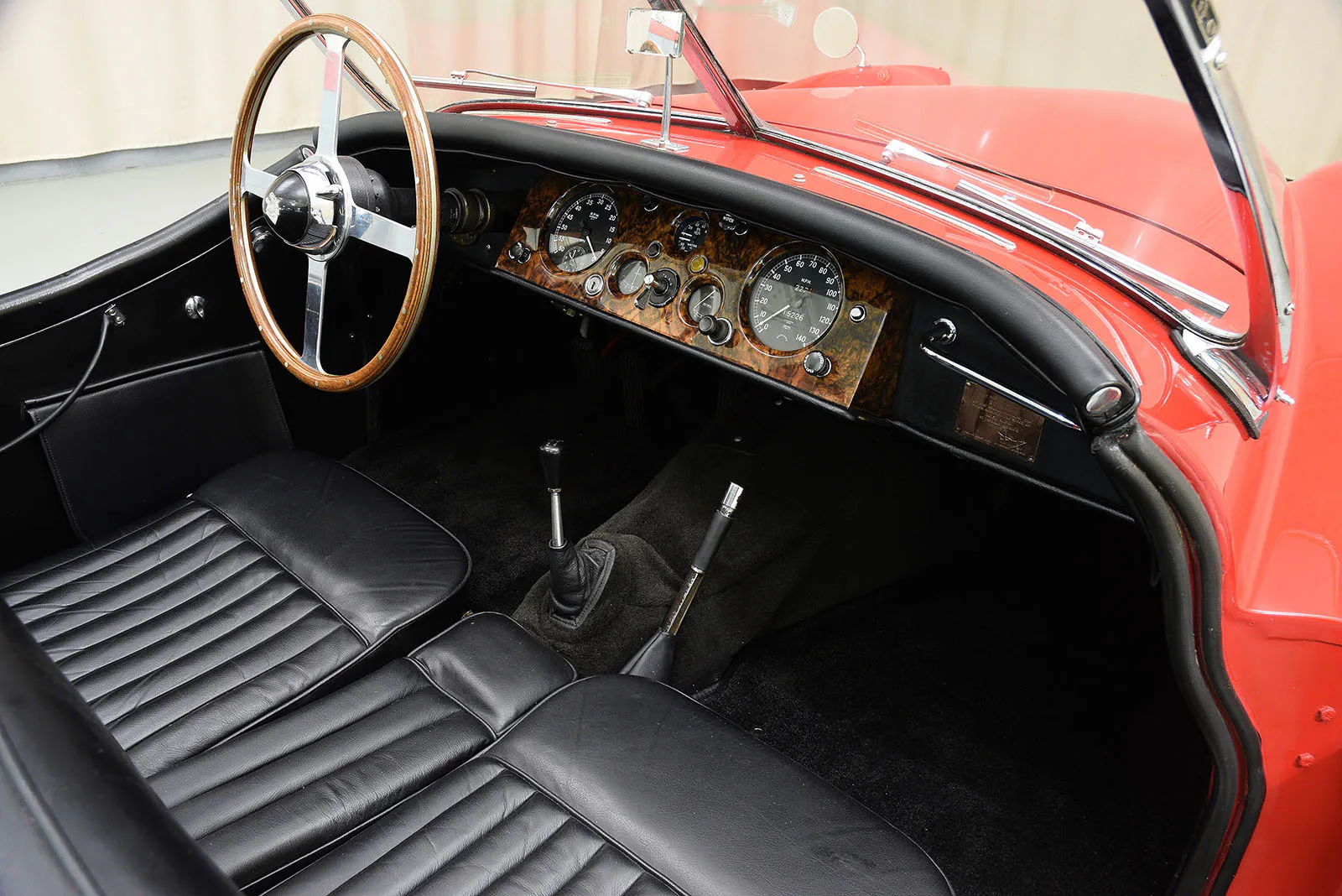 1954 Jaguar XK 120 SE 2dr Drophead Coupe Courtesy of Hyman Ltd.
