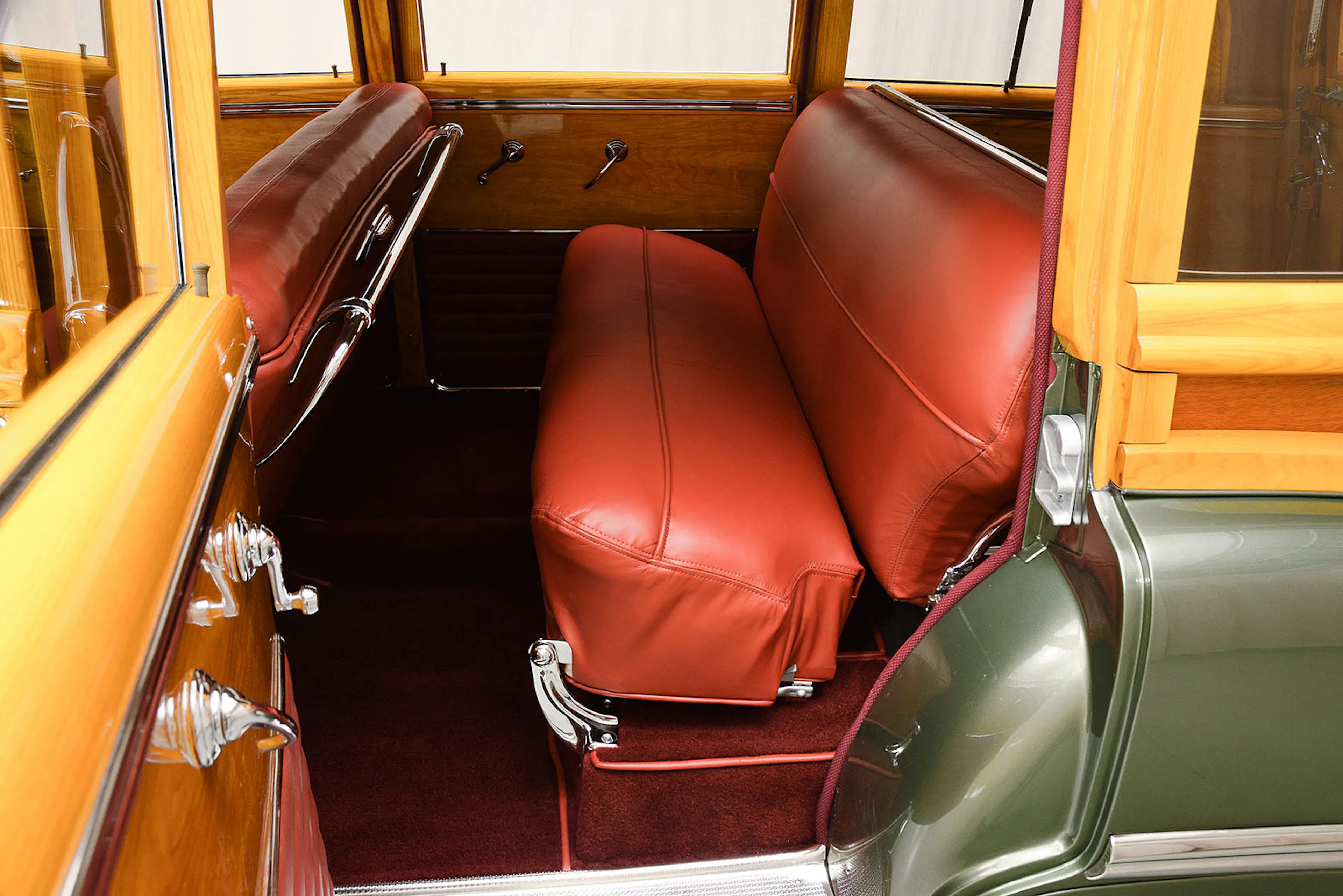 1949 Oldsmobile Series 88 Futuramic 4dr Station Wagon Courtesy of Hyman Ltd.