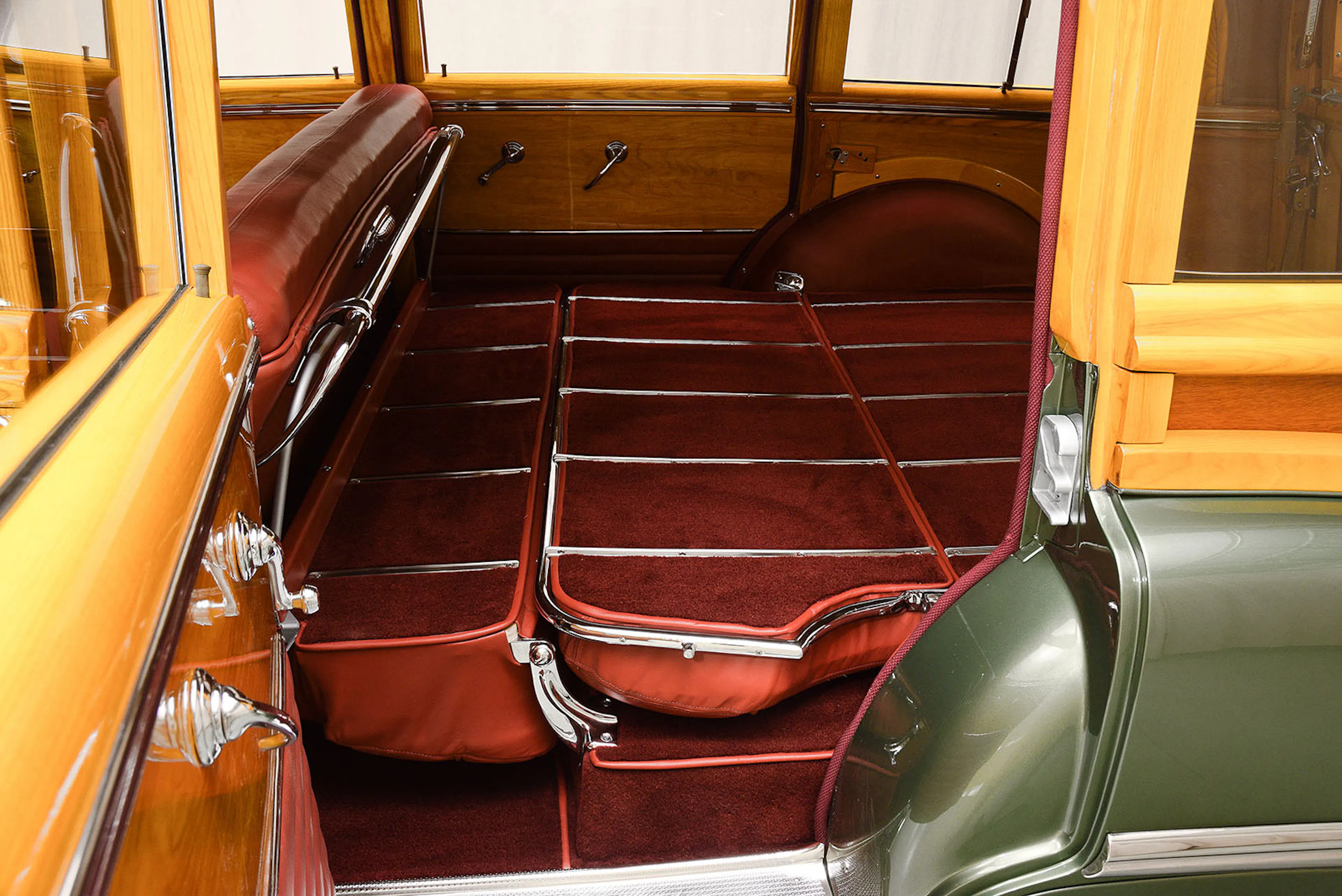 1949 Oldsmobile Series 88 Futuramic 4dr Station Wagon Courtesy of Hyman Ltd.