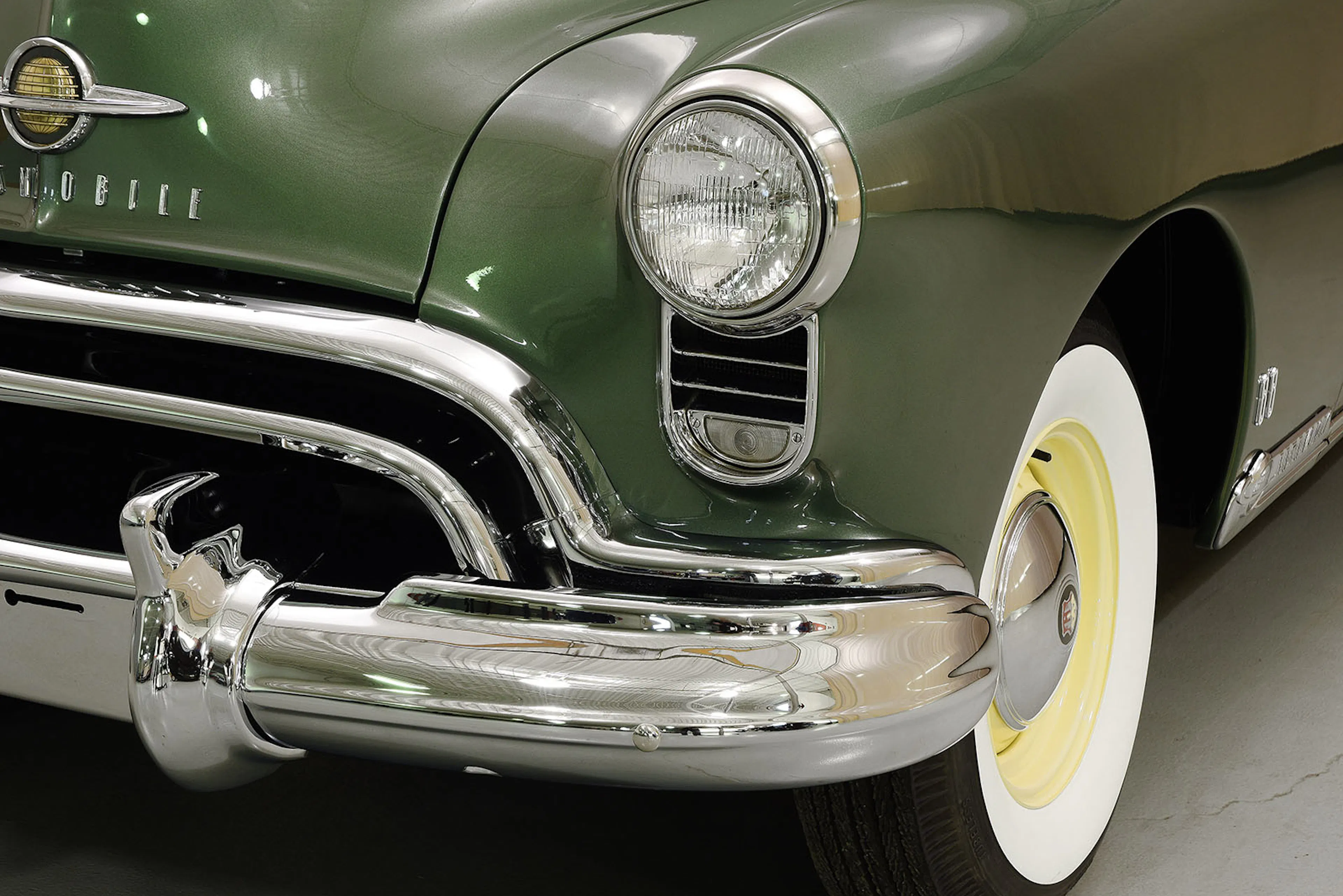 1949 Oldsmobile Series 88 Futuramic 4dr Station Wagon Courtesy of Hyman Ltd.