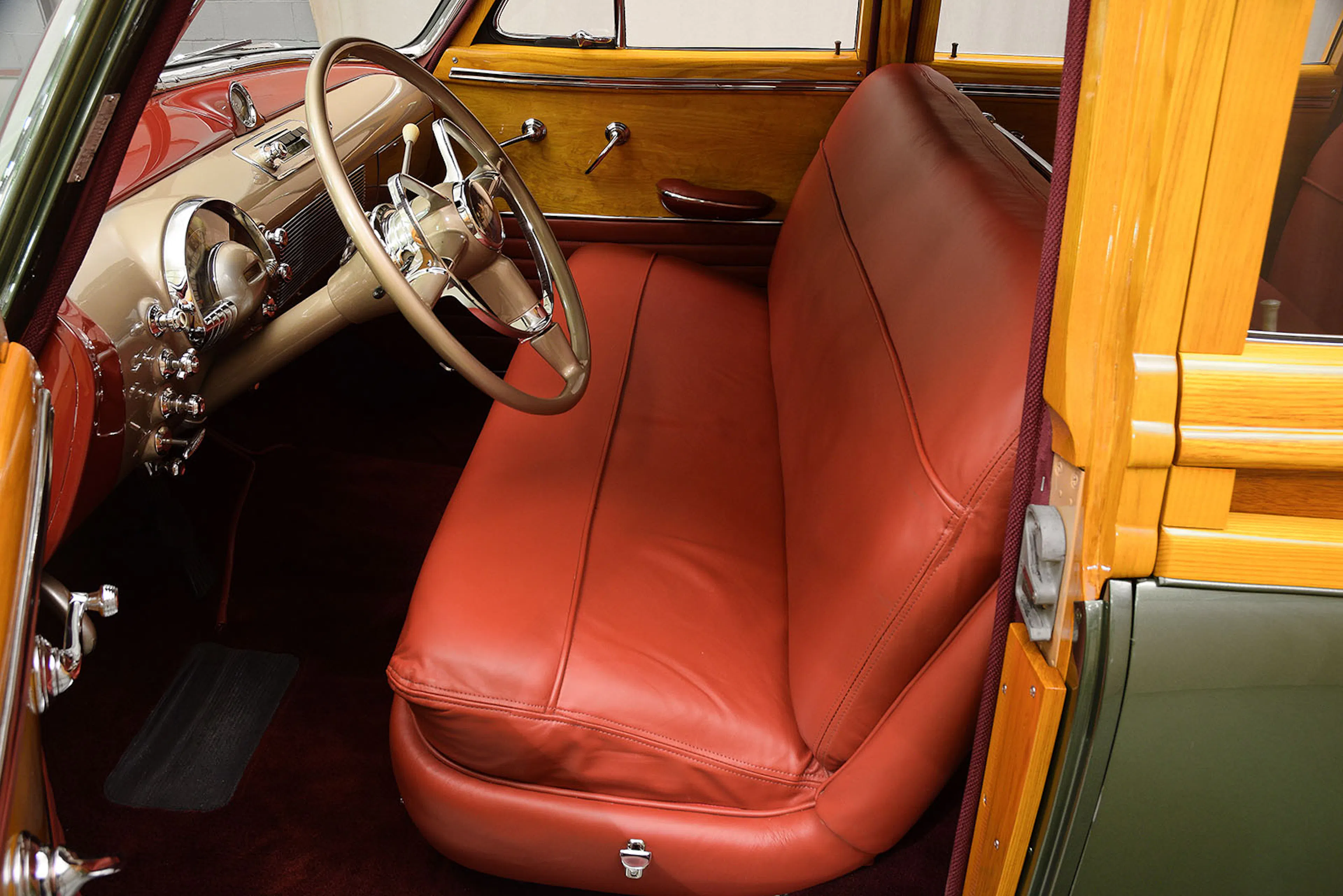 1949 Oldsmobile Series 88 Futuramic 4dr Station Wagon Courtesy of Hyman Ltd.