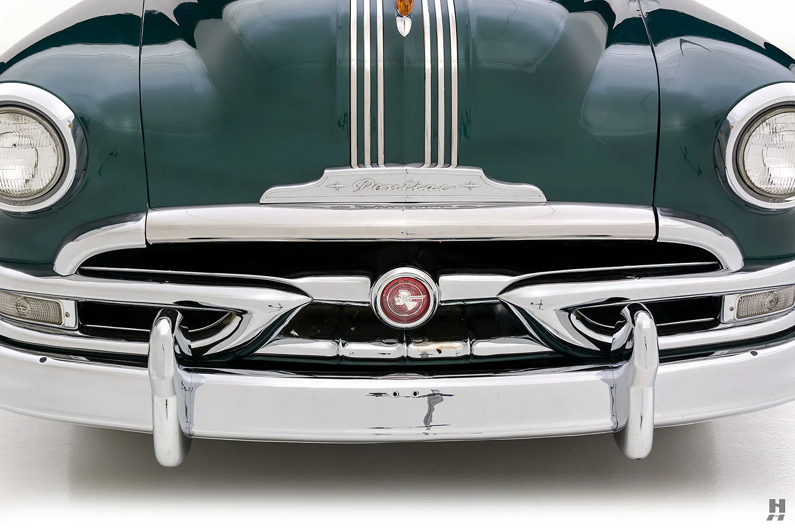 1953 Pontiac Chieftain Deluxe 4dr Station Wagon Courtesy of Hyman Ltd.