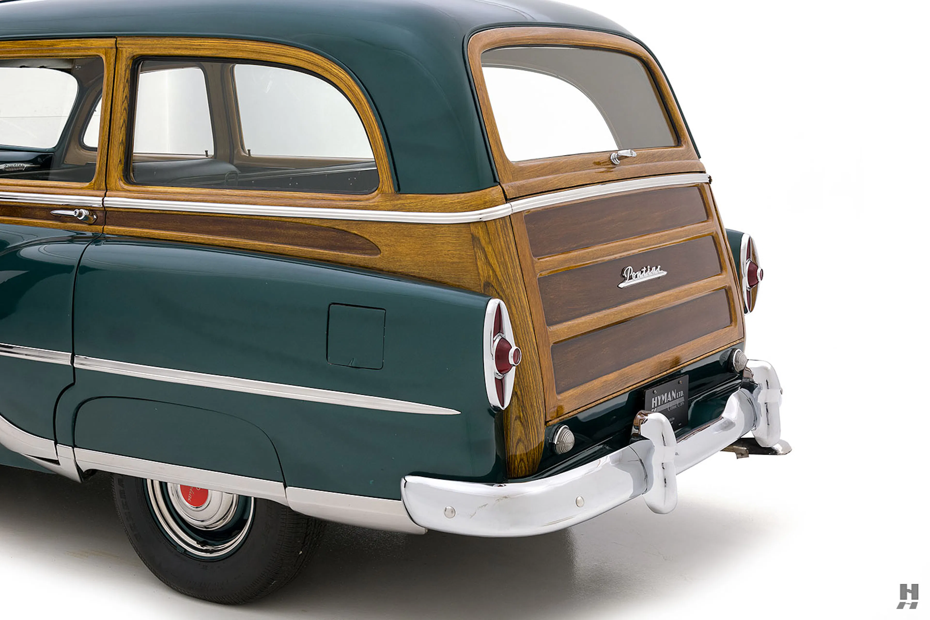 1953 Pontiac Chieftain Deluxe 4dr Station Wagon Courtesy of Hyman Ltd.