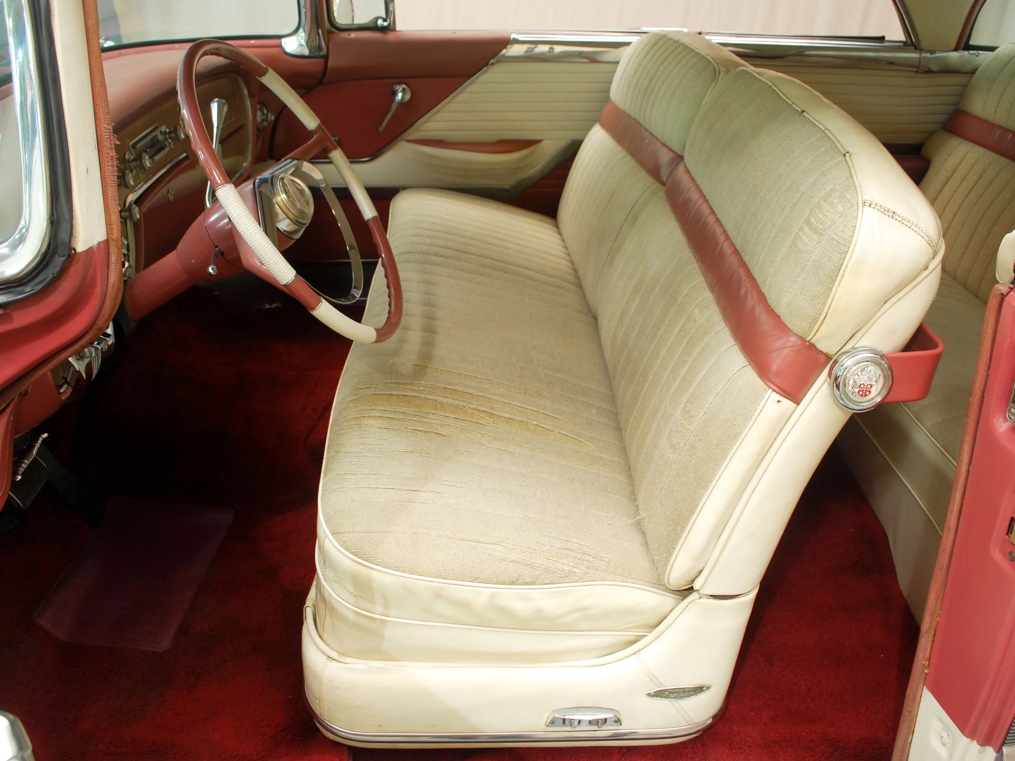 1955 Packard 400 2dr Hardtop Coupe Courtesy of Hyman Ltd.