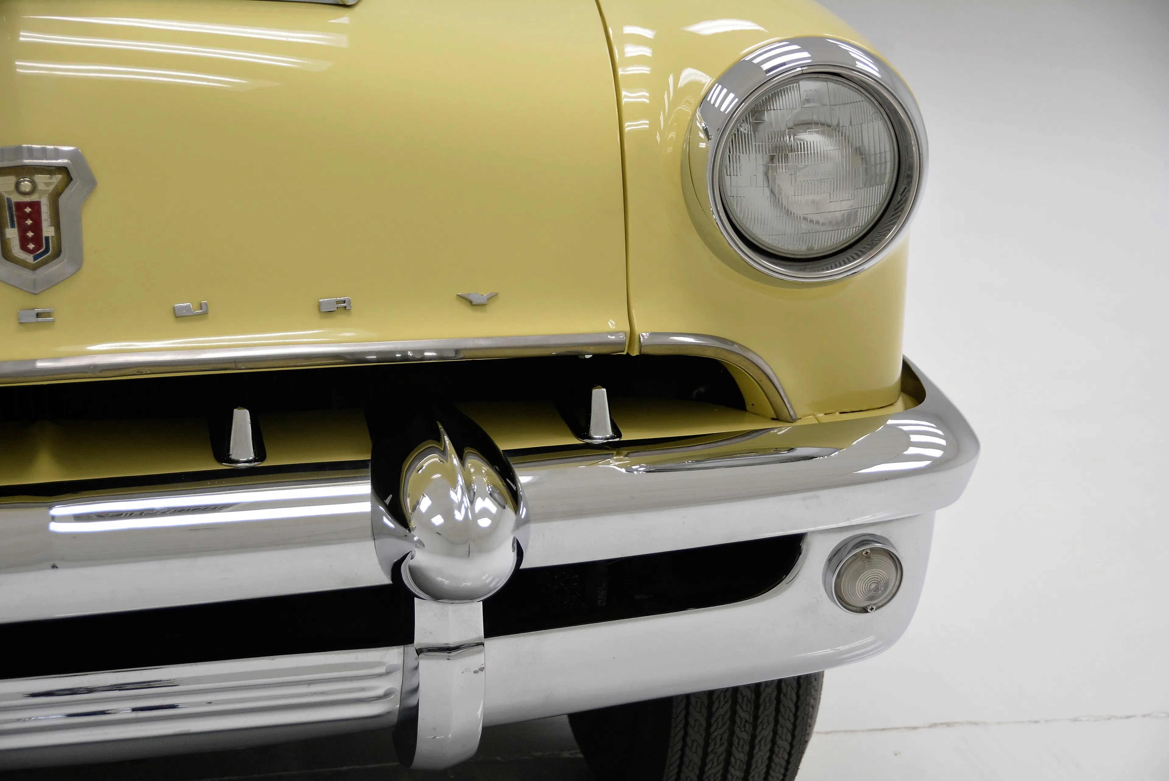1953 Mercury Monterey 2dr Hardtop Coupe Courtesy of Classic Auto Mall