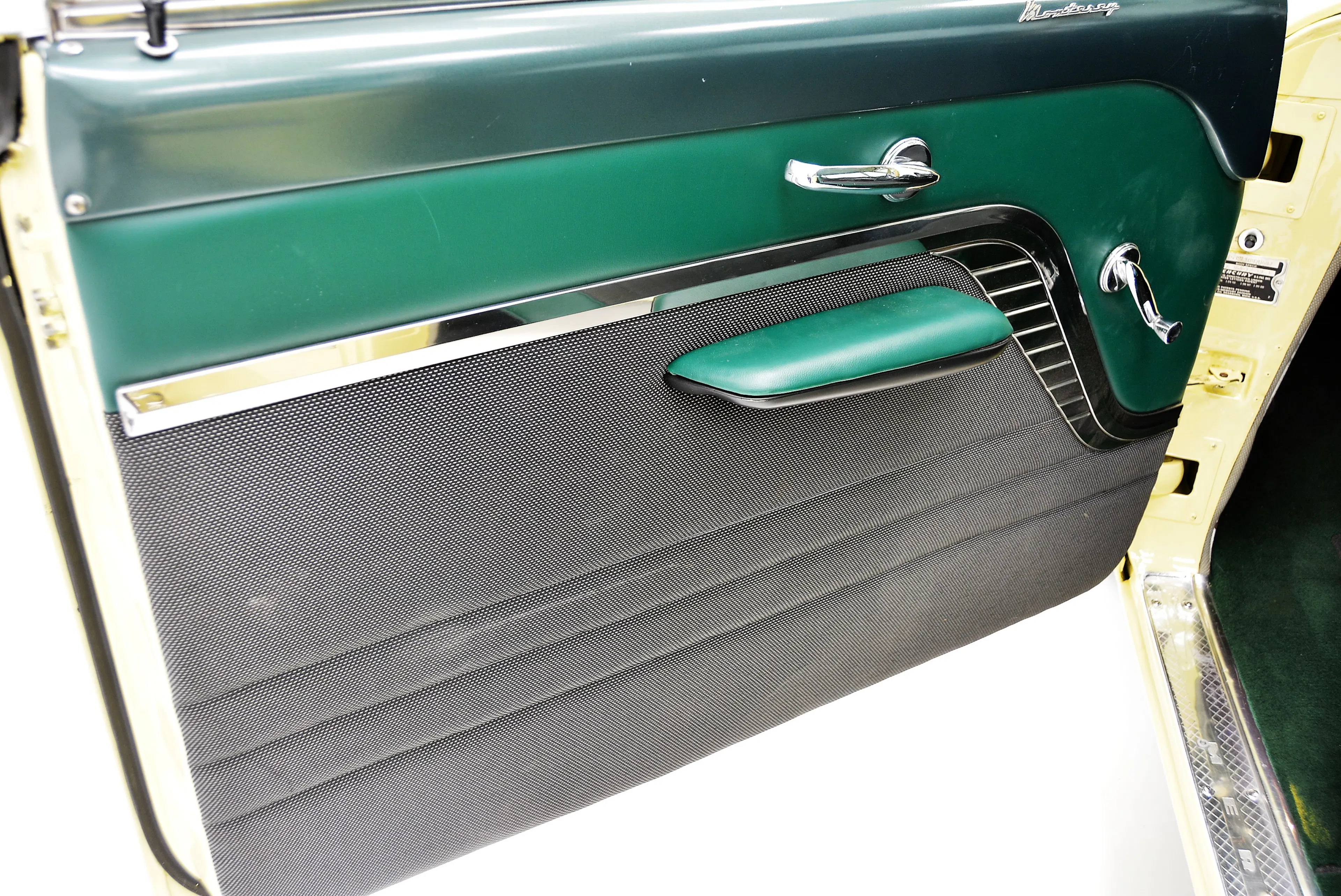 1953 Mercury Monterey 2dr Hardtop Coupe Courtesy of Classic Auto Mall