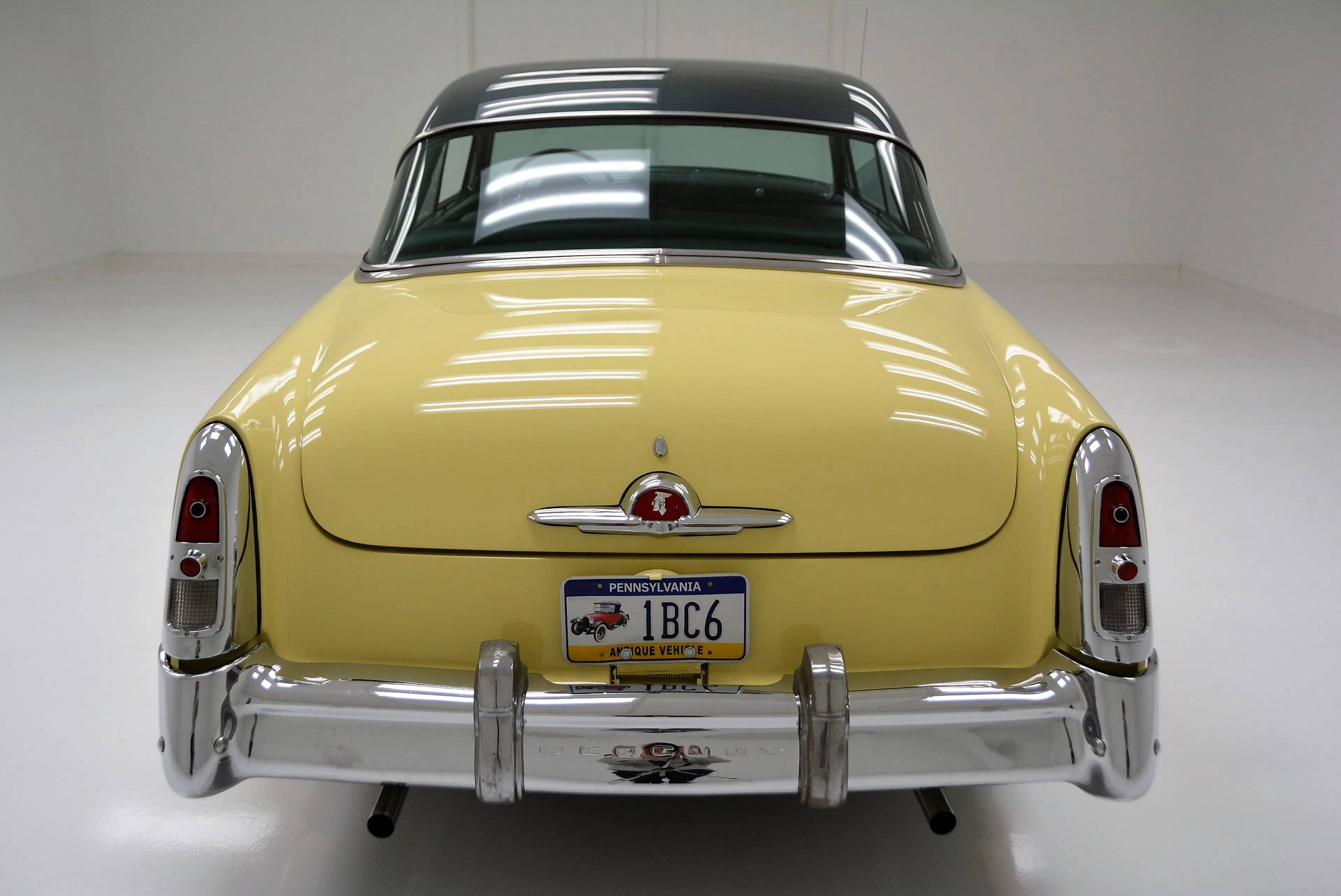 1953 Mercury Monterey 2dr Hardtop Coupe Courtesy of Classic Auto Mall