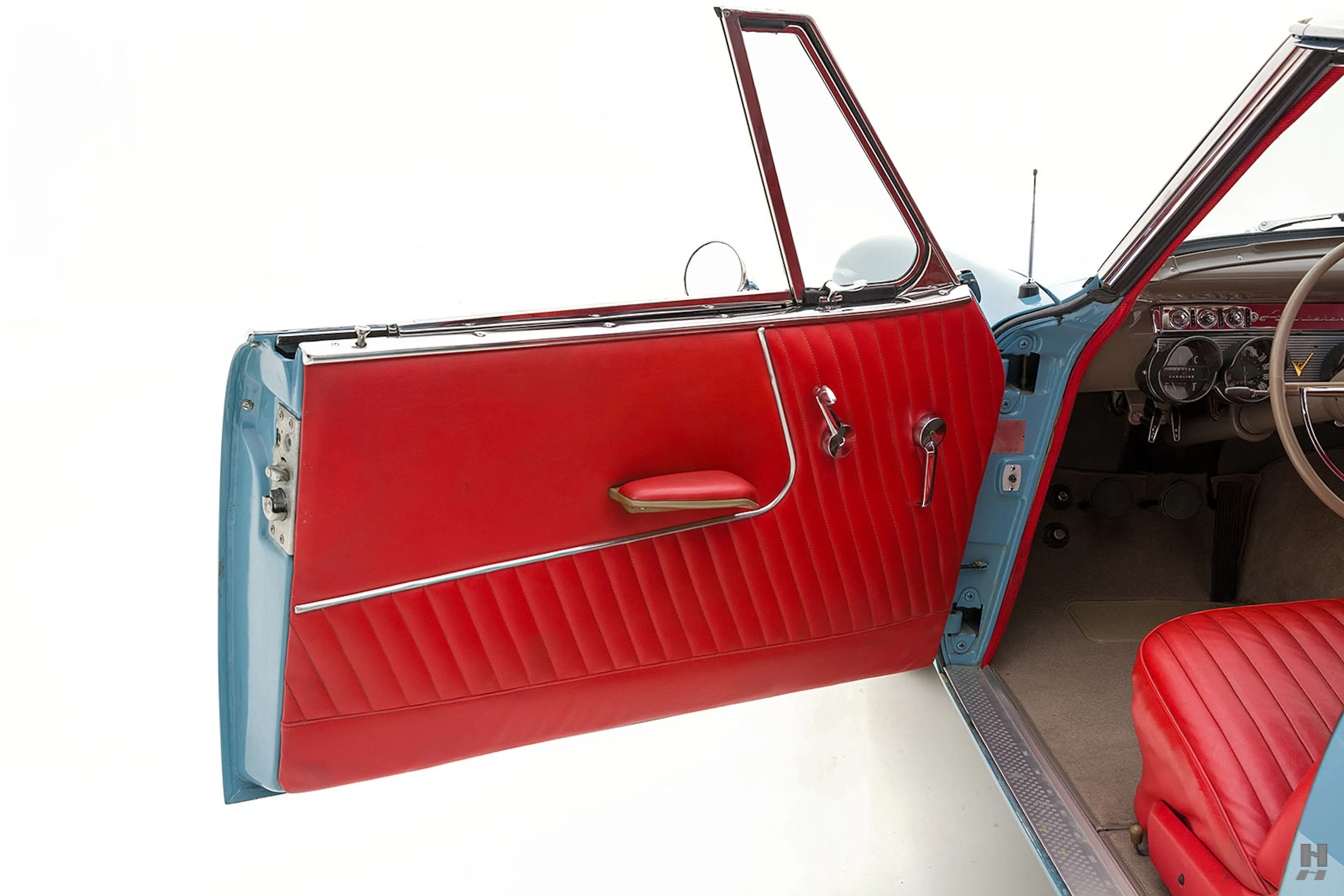 1953 Studebaker Commander Regal Starliner 2dr Coupe Courtesy of Hyman Ltd.