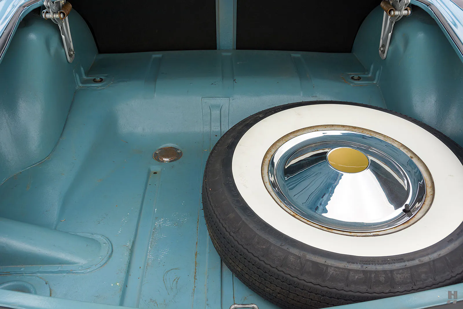 1953 Studebaker Commander Regal Starliner 2dr Coupe Courtesy of Hyman Ltd.