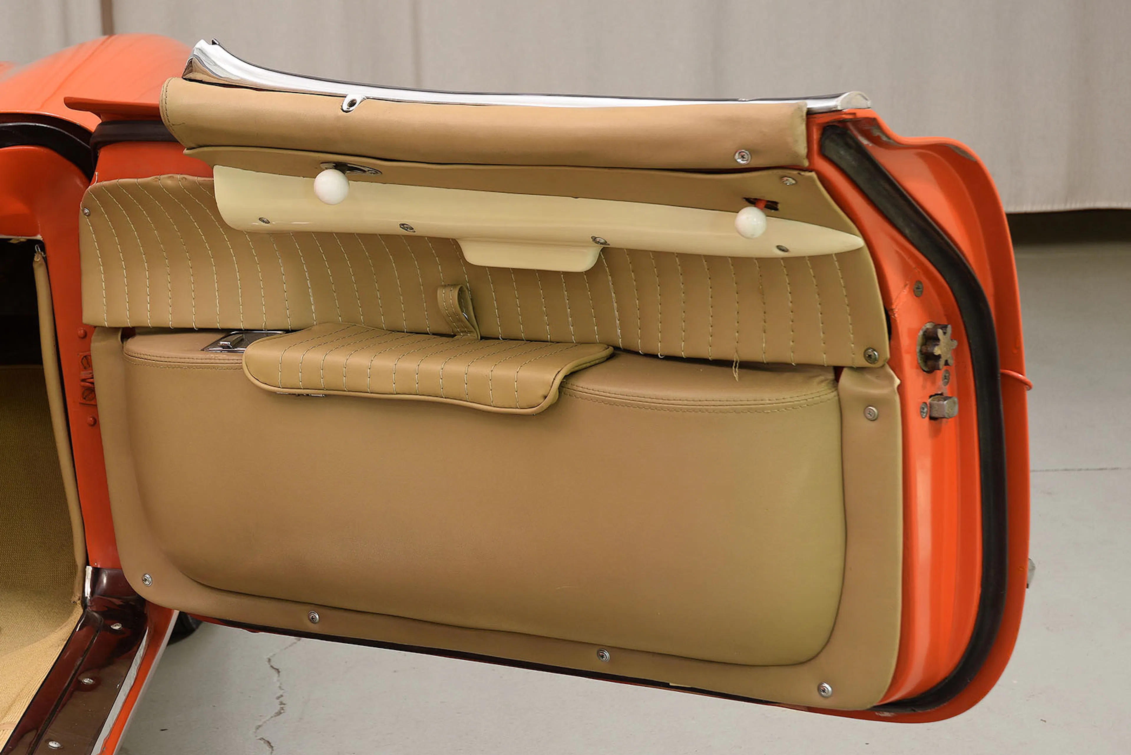 1955 Chevrolet Corvette 2dr Roadster Courtesy of Hyman Ltd.