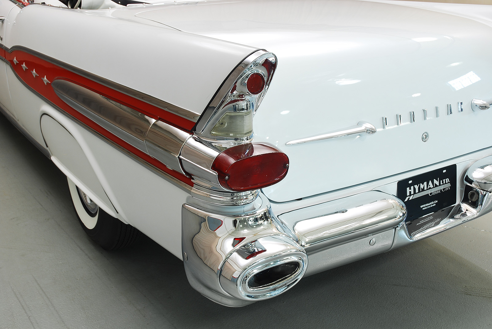 1956 pontiac star chief custom