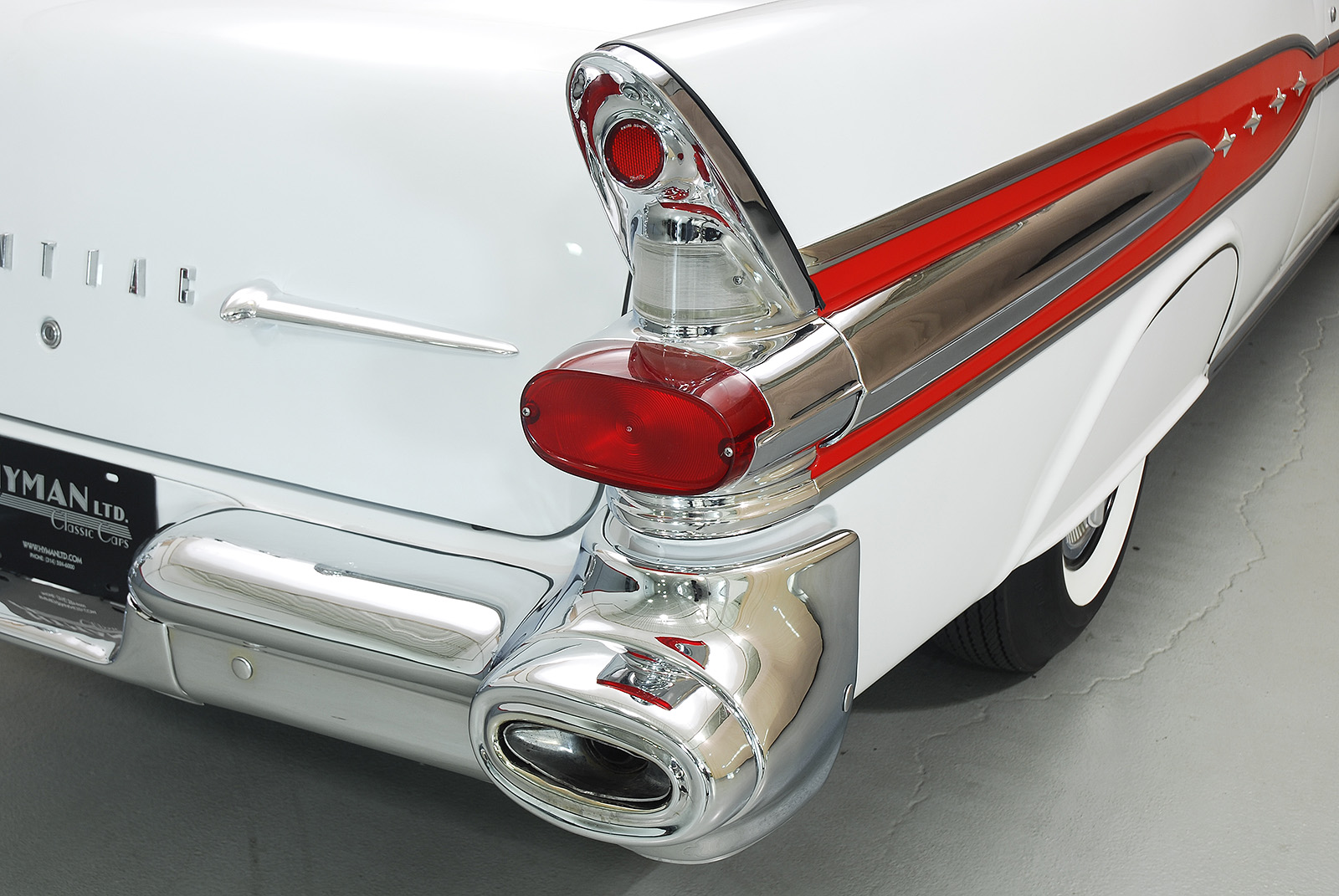 1955 pontiac star chief custom