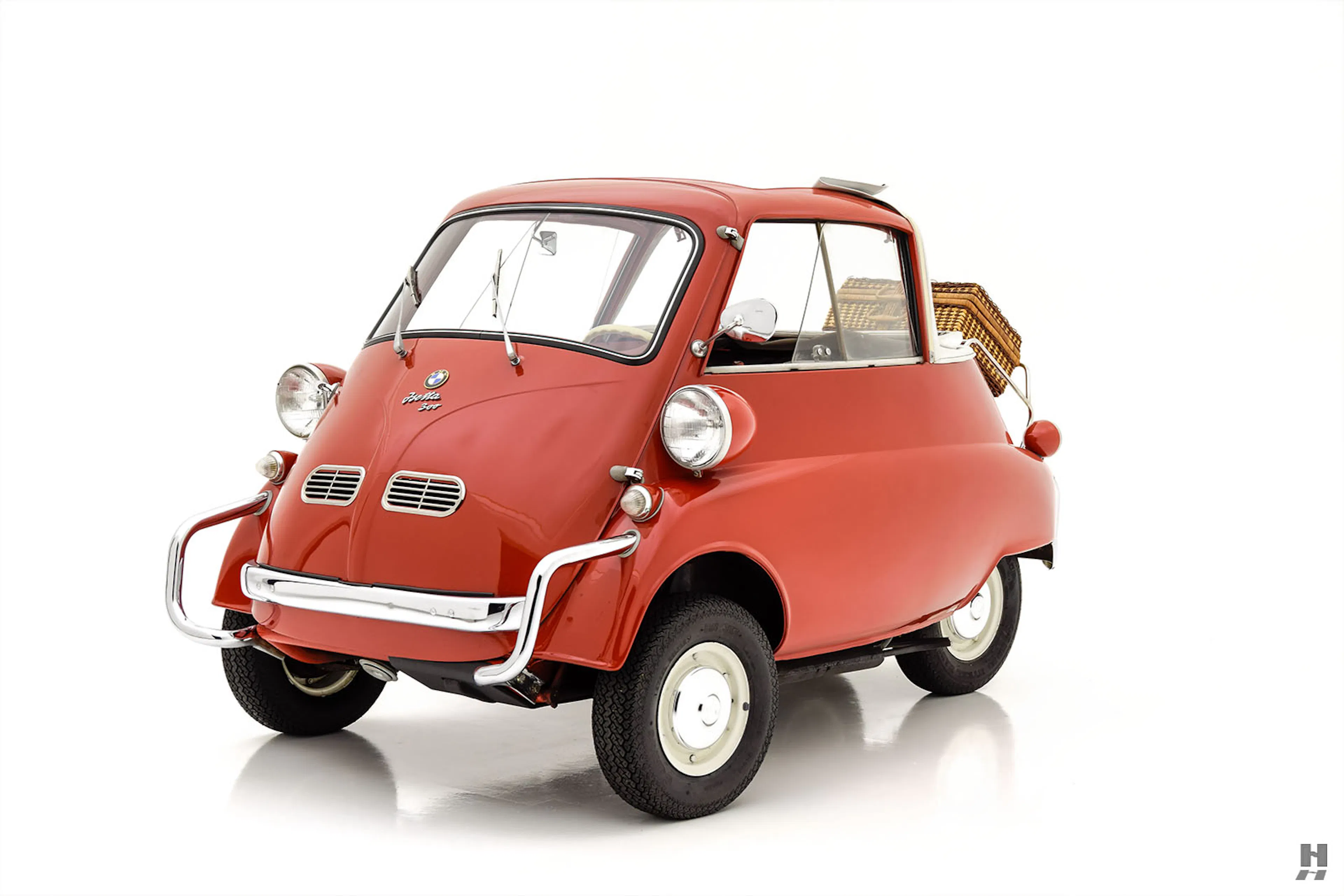 1957 BMW Isetta 300 1dr Cabriolet Courtesy of Hyman Ltd.