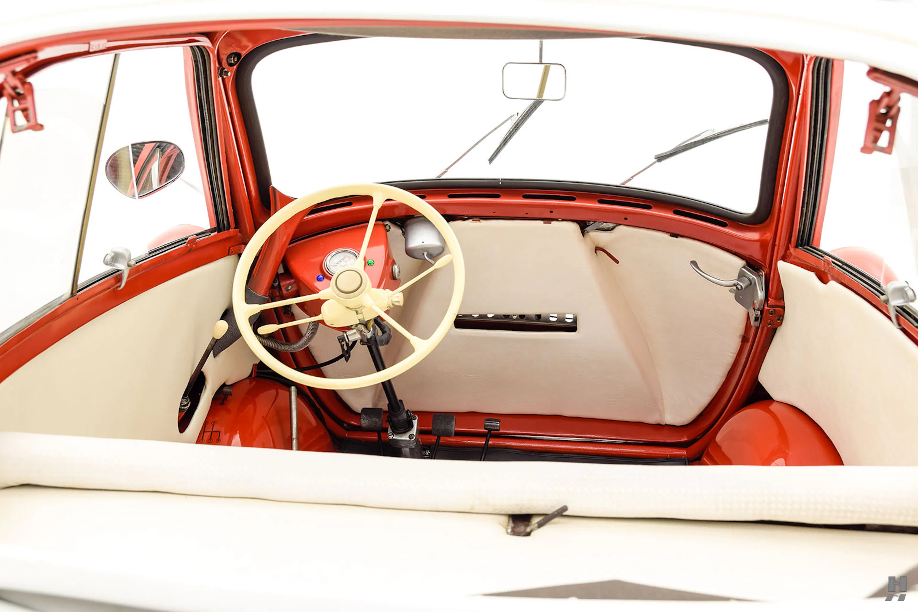 1957 BMW Isetta 300 1dr Cabriolet Courtesy of Hyman Ltd.