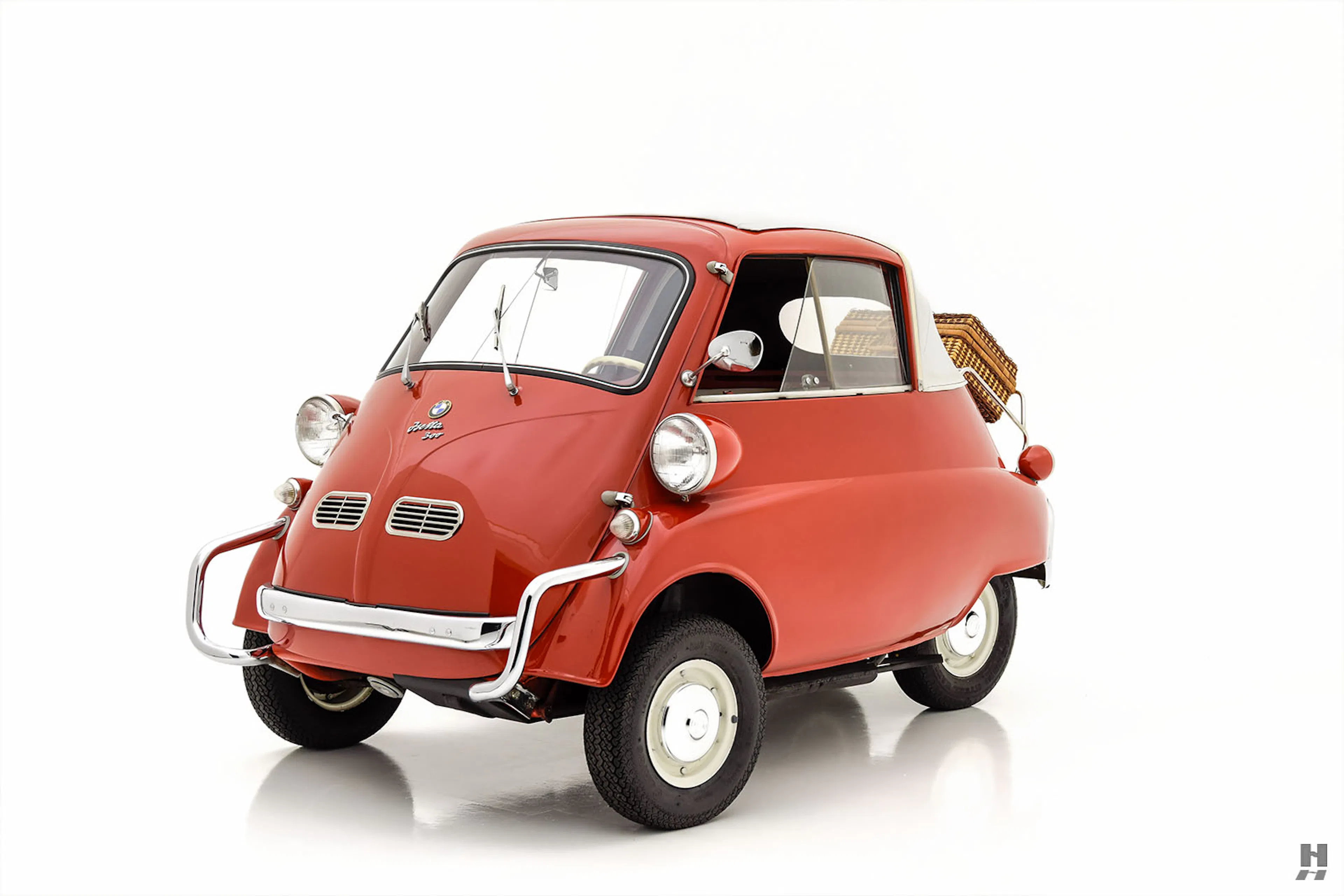 1957 BMW Isetta 300 1dr Cabriolet Courtesy of Hyman Ltd.