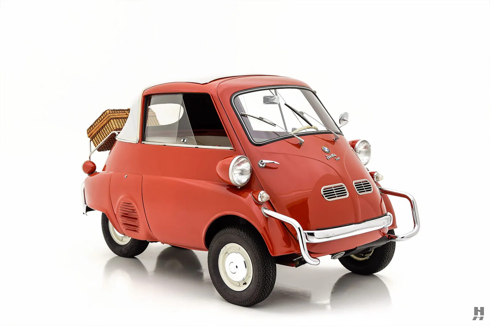 1957 BMW Isetta 300 1dr Cabriolet Courtesy of Hyman Ltd.