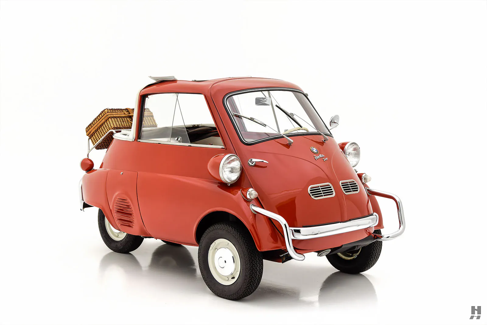 1957 BMW Isetta 300 1dr Cabriolet Courtesy of Hyman Ltd.